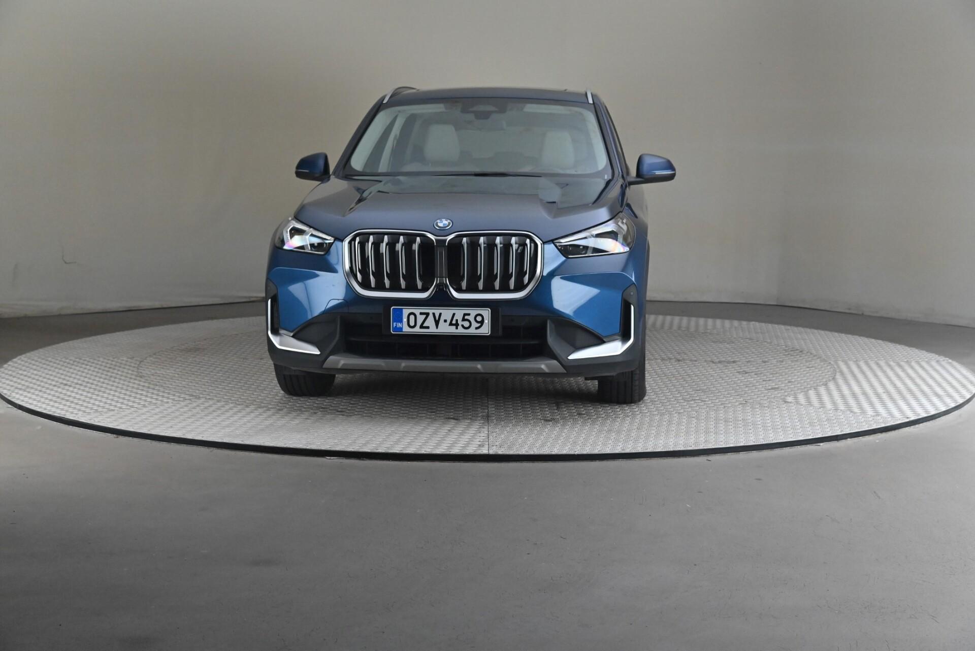 BMW iX1 U11 30 xDrive Charged Plus 2023, bild 3/32