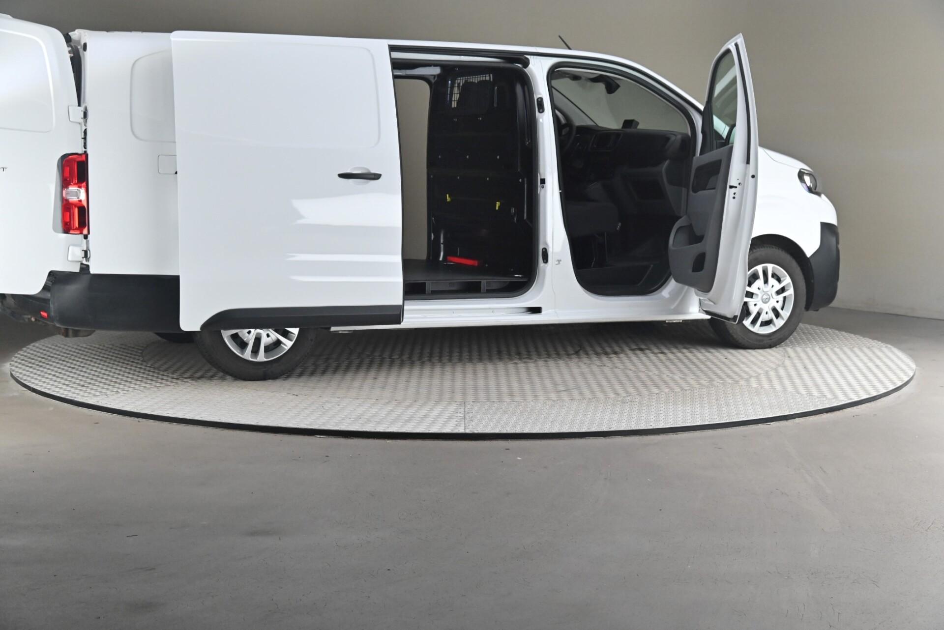 Peugeot e-Expert 75 kWh 136 XL 2023, bild 6/31