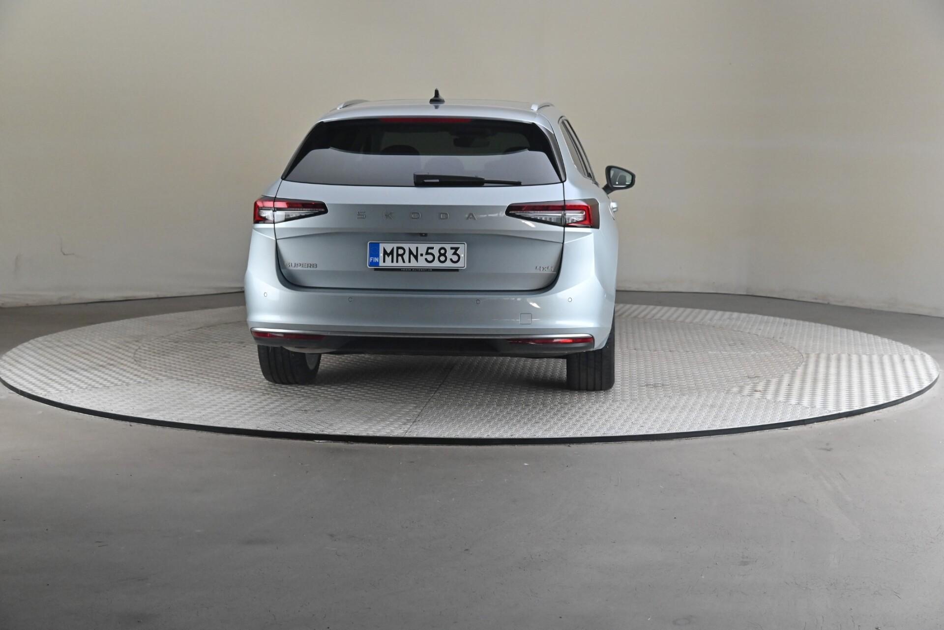 Skoda Superb 2025, bild 5/31