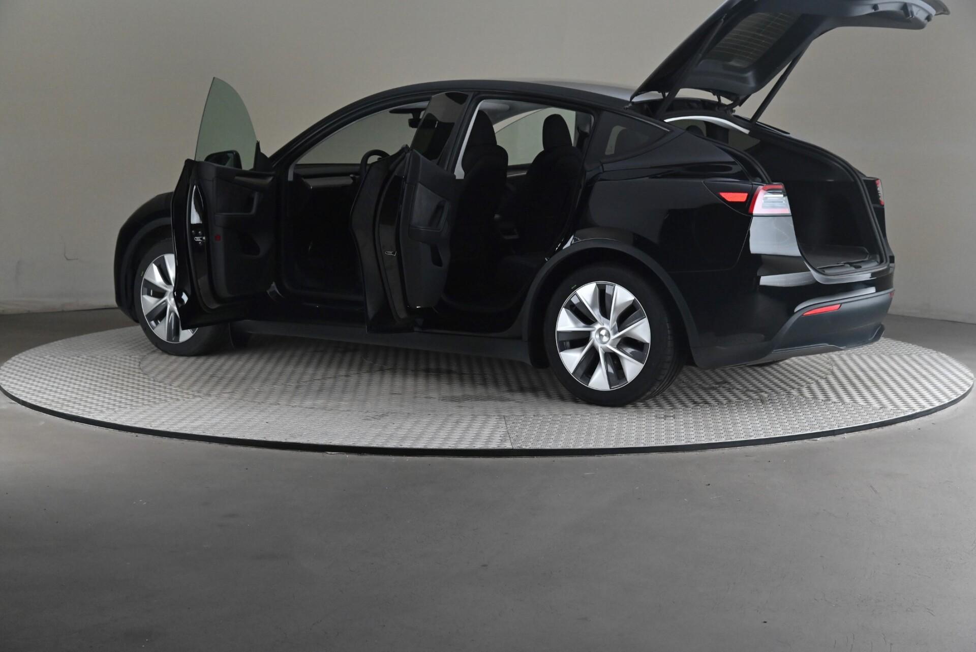 Tesla Model Y RWD 2023, bild 7/31