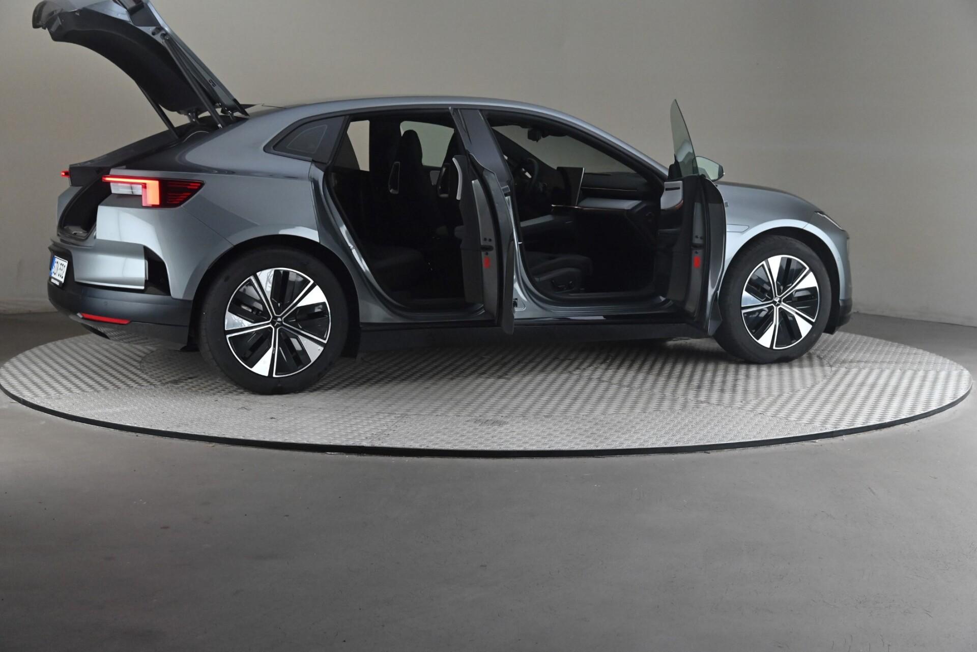 Polestar 4 2025, bild 6/36