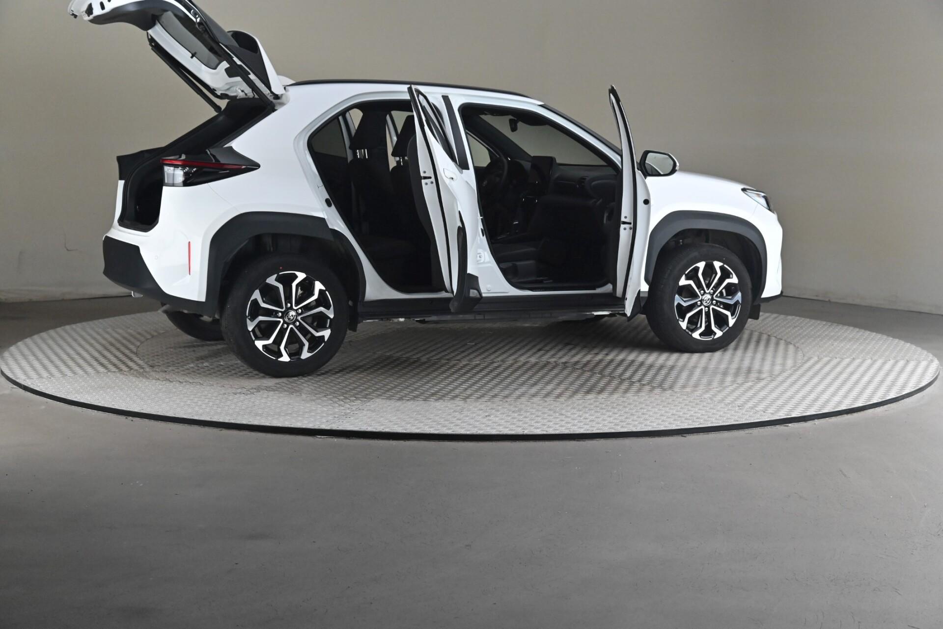 Toyota Yaris Cross 2025, bild 6/27