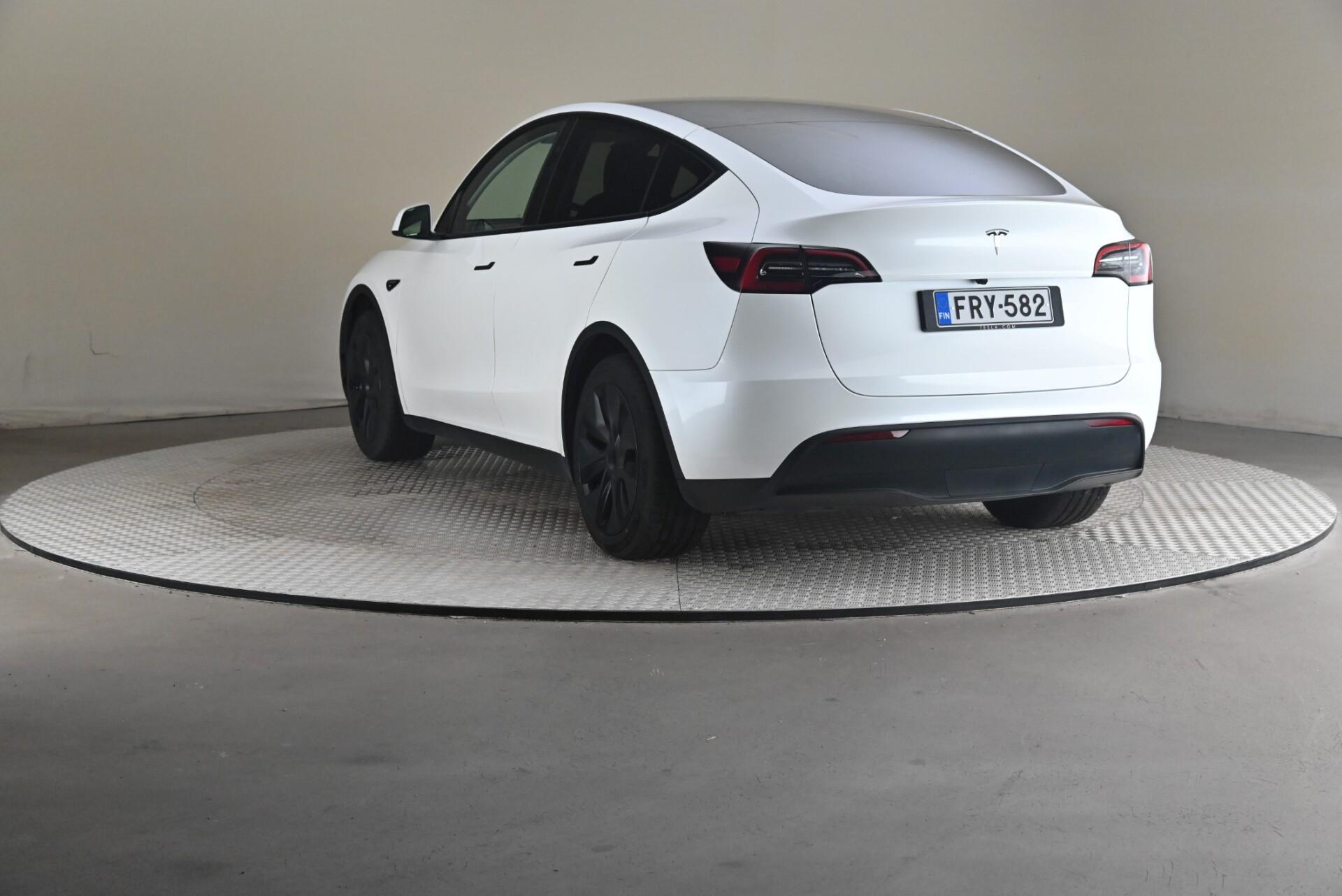 Tesla Model Y RWD 2025, bild 2/31