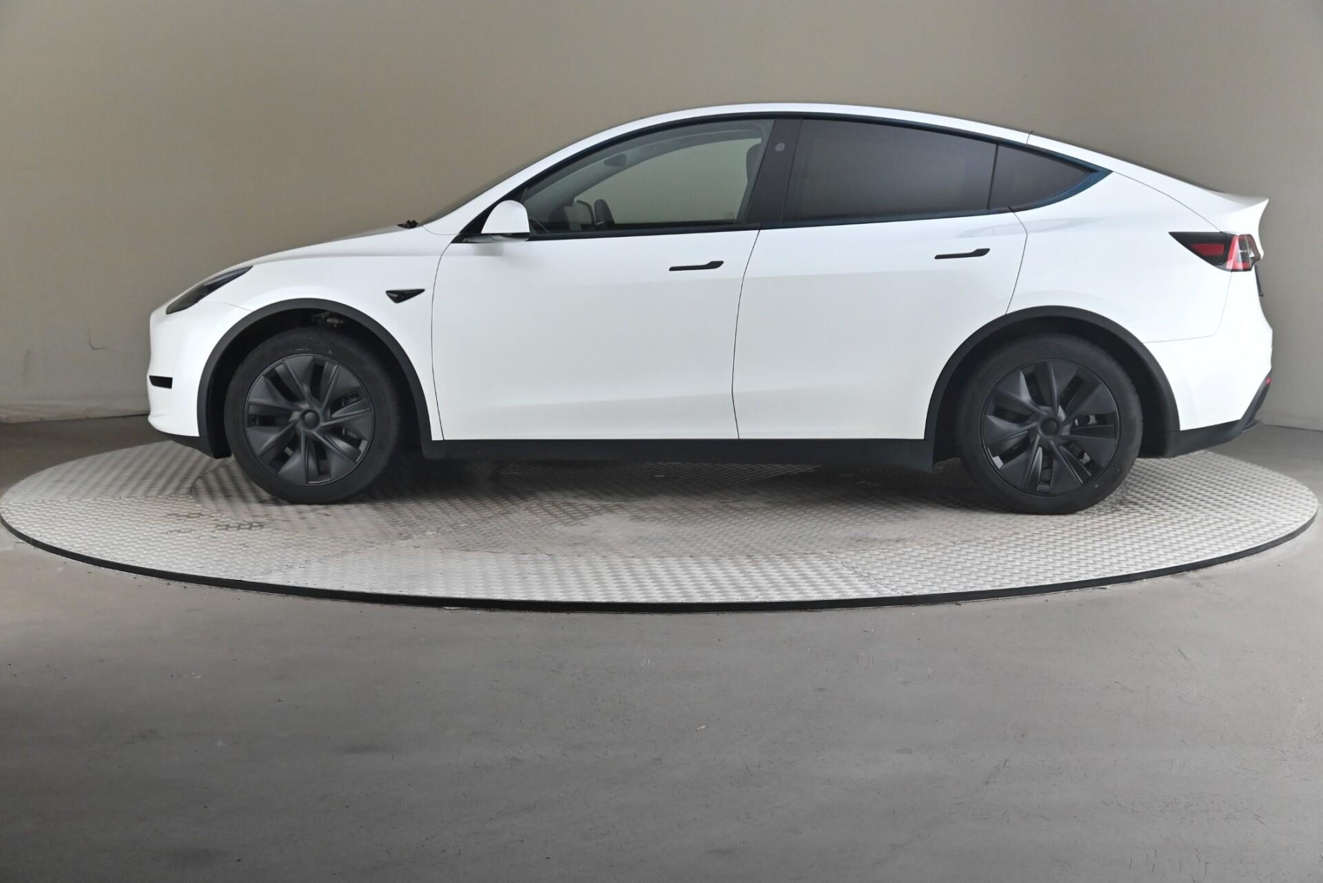 Tesla Model Y RWD 2025, bild 4/31