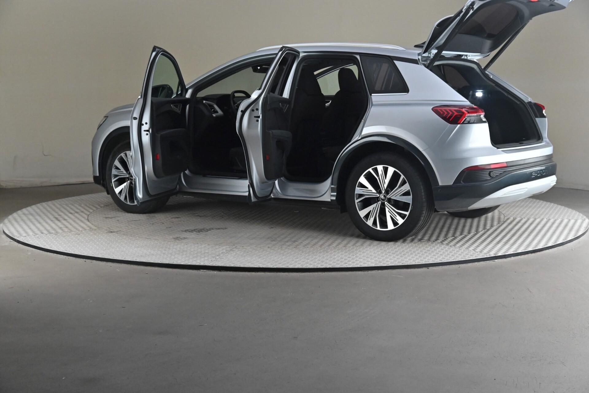 Audi Q4 e-tron 35 e-tron 2023, photo 7/27