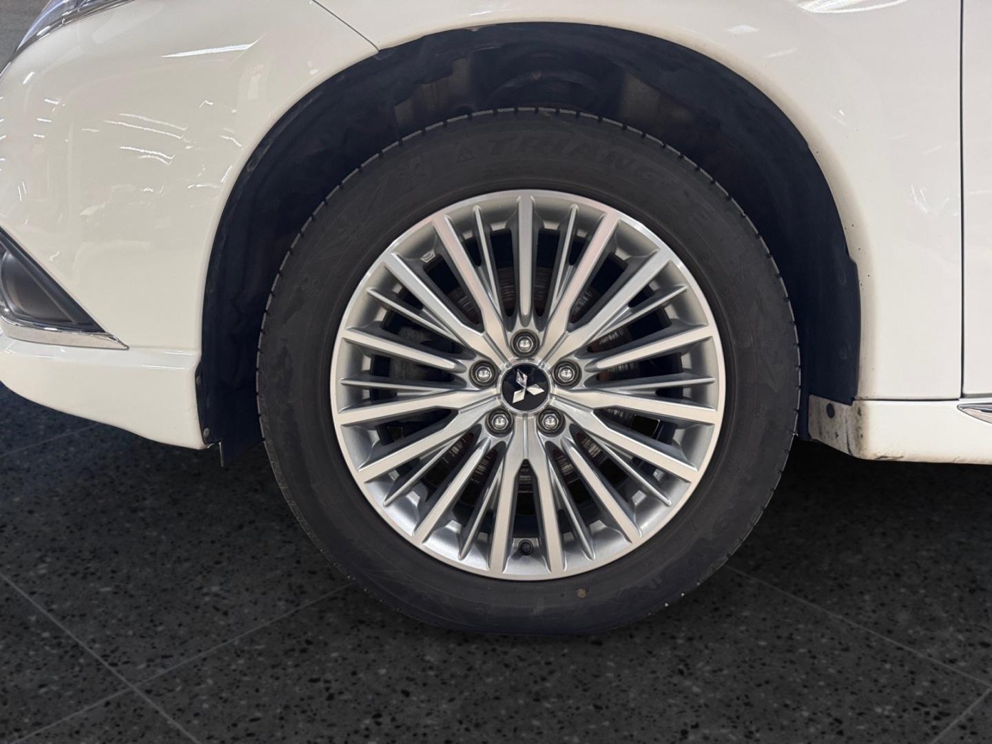 Mitsubishi Outlander Active 4WD 5P 2020, kuva 7/21