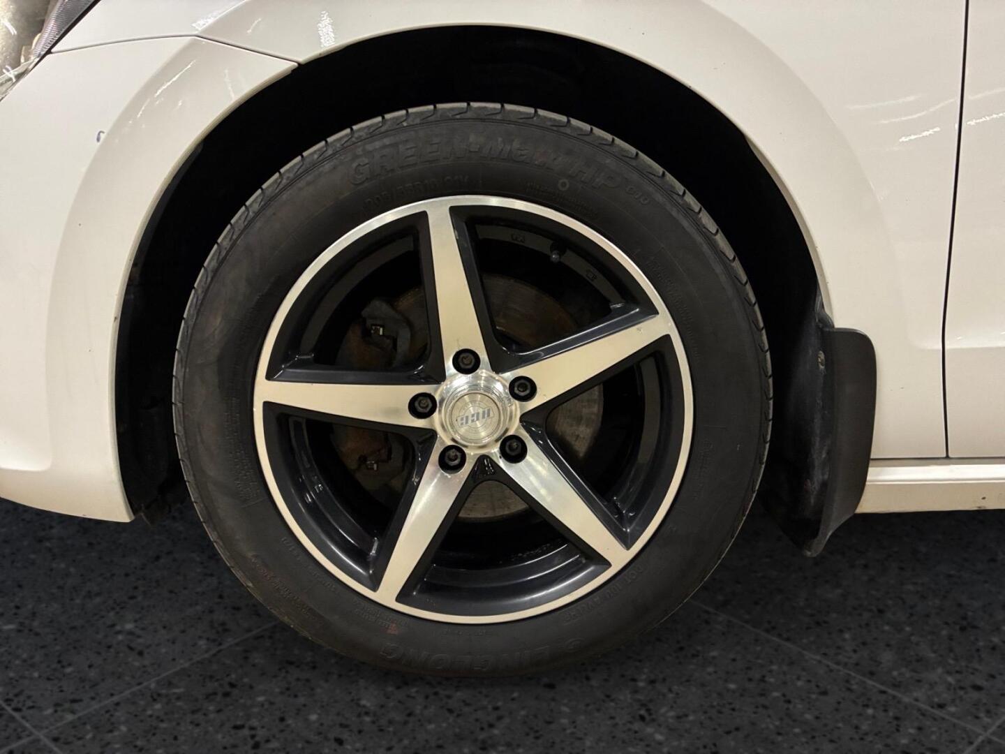 Volkswagen Golf Sportsvan 2016, kuva 7/18