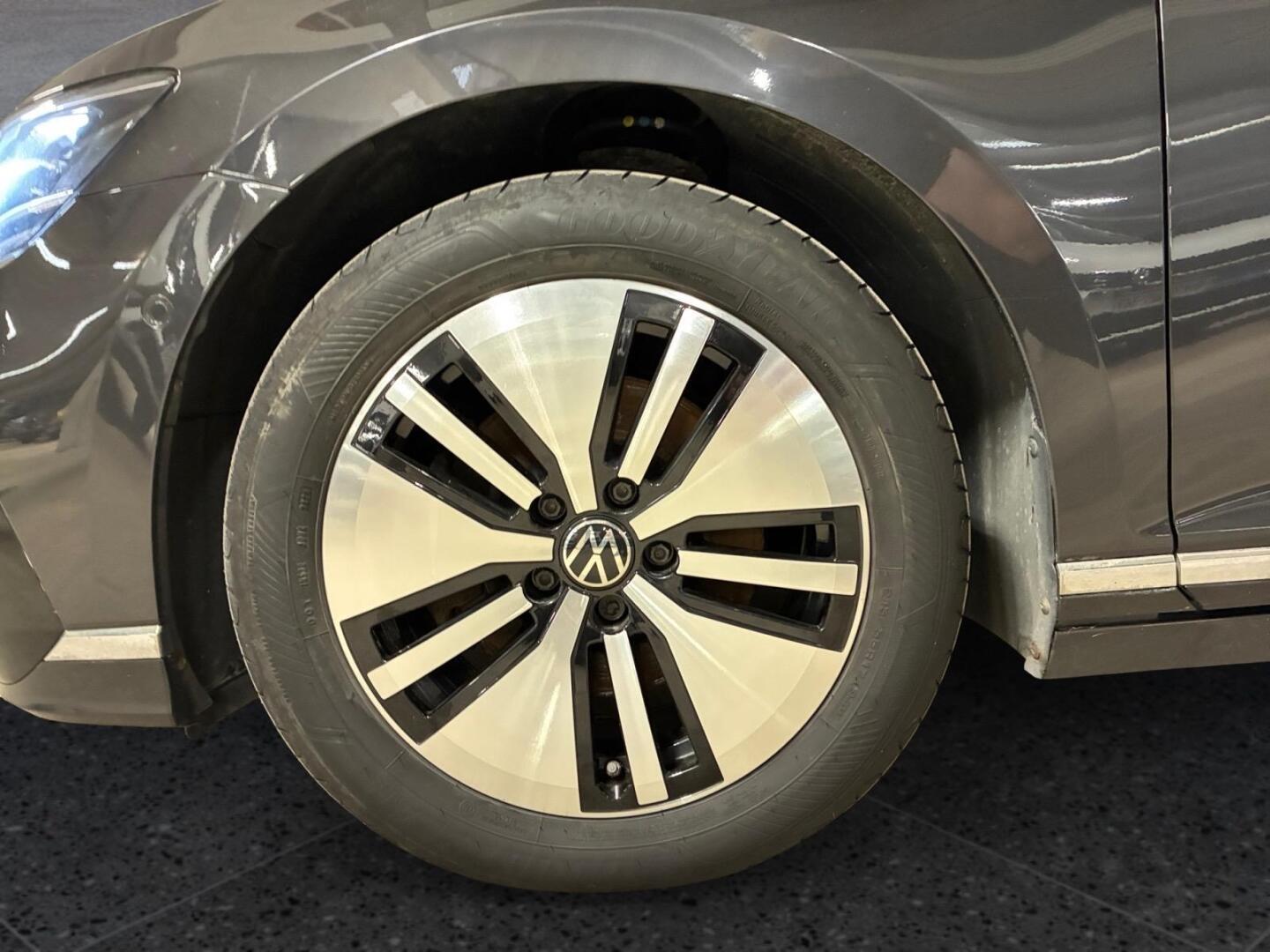 Volkswagen Passat 2021, kuva 7/24