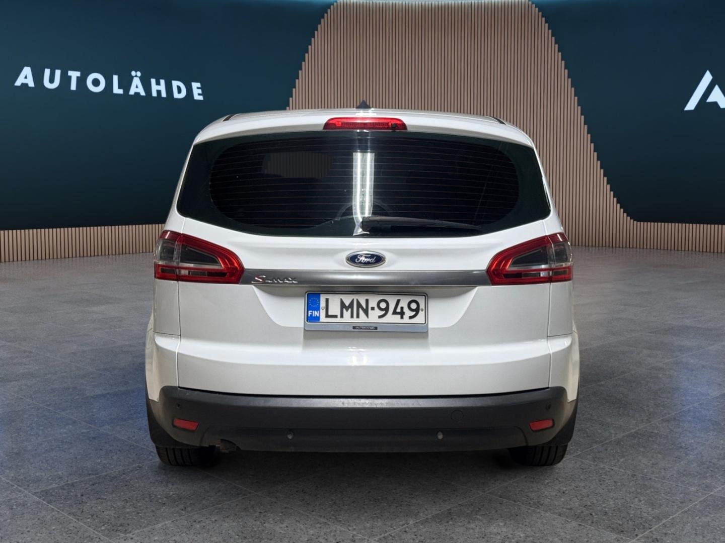 Ford S-MAX 2015, photo 6/12