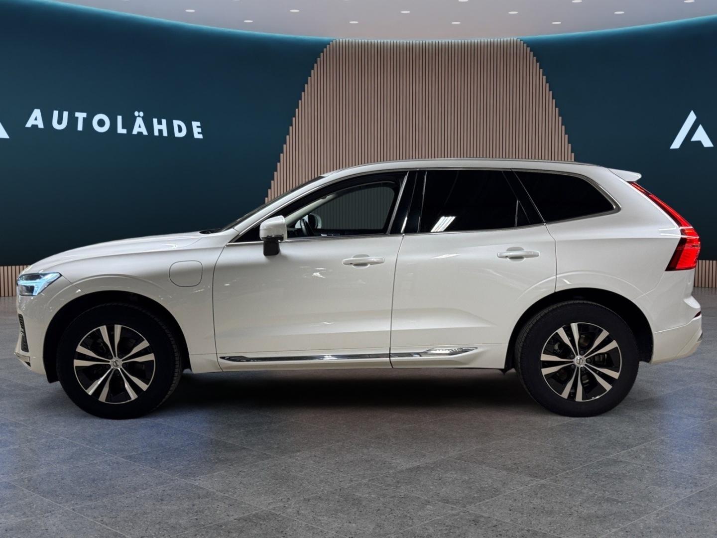 Volvo XC60 2022, photo 3/30