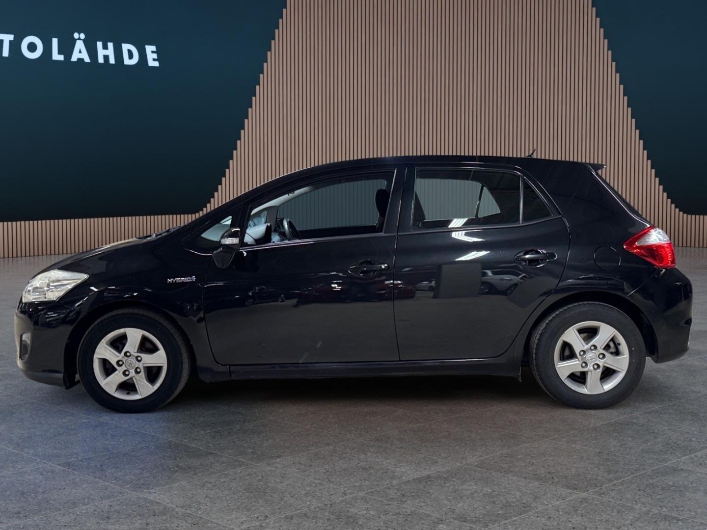 Toyota Auris 1,8 Hybrid HSD 2011, photo 3/18