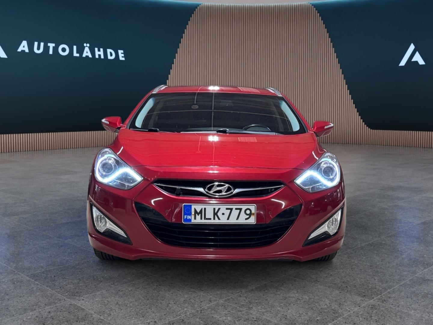 Hyundai i40 1,6 GDI 6MT ISG Style 2013, bild 6/16