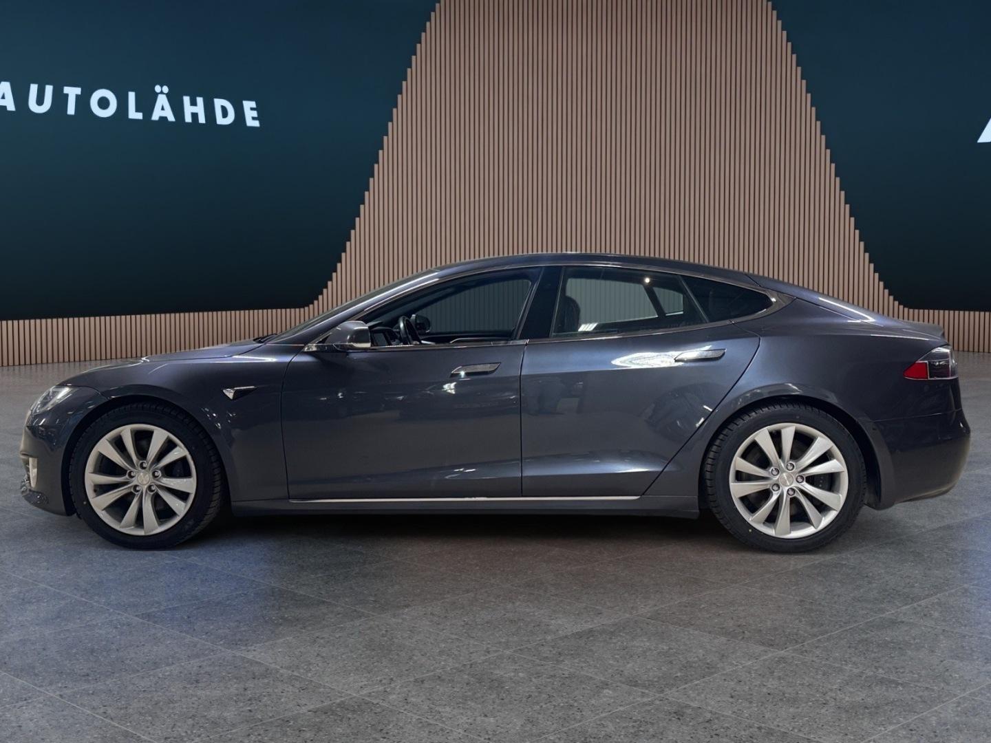 Tesla Model S 2020, bild 3/21