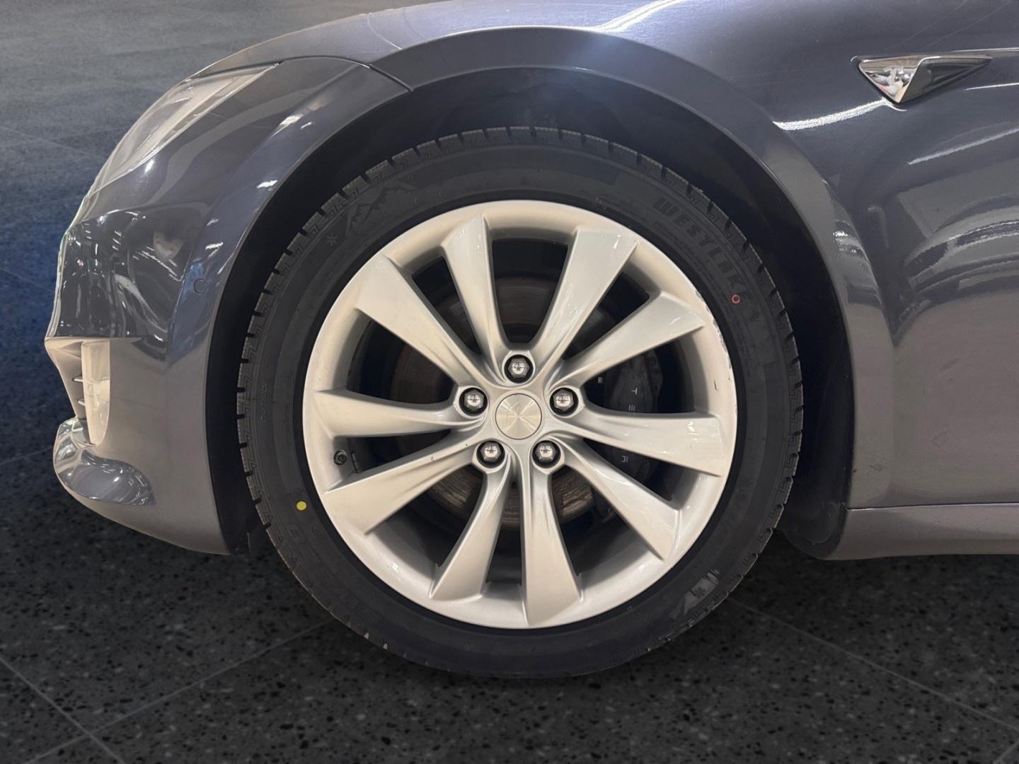 Tesla Model S 2020, bild 7/21