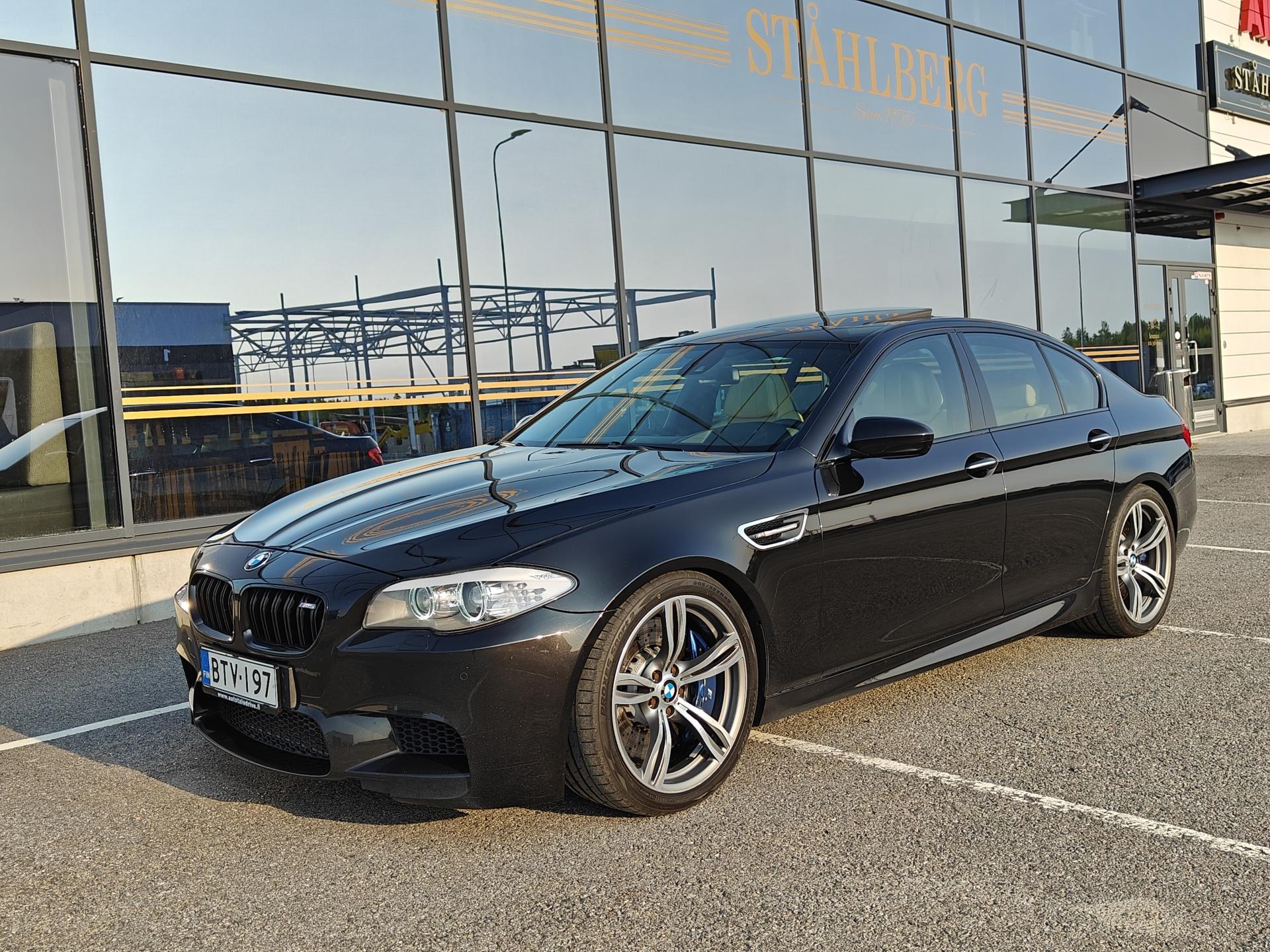 M5 INDIVIDUAL *Isosti huollettu*