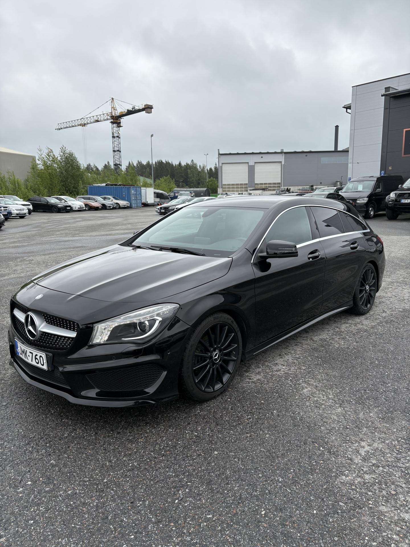 180 A Shooting Brake AMG-Styling*NAVI/BI-XENON/KOUKKU/VÄHÄN AJETTU!*