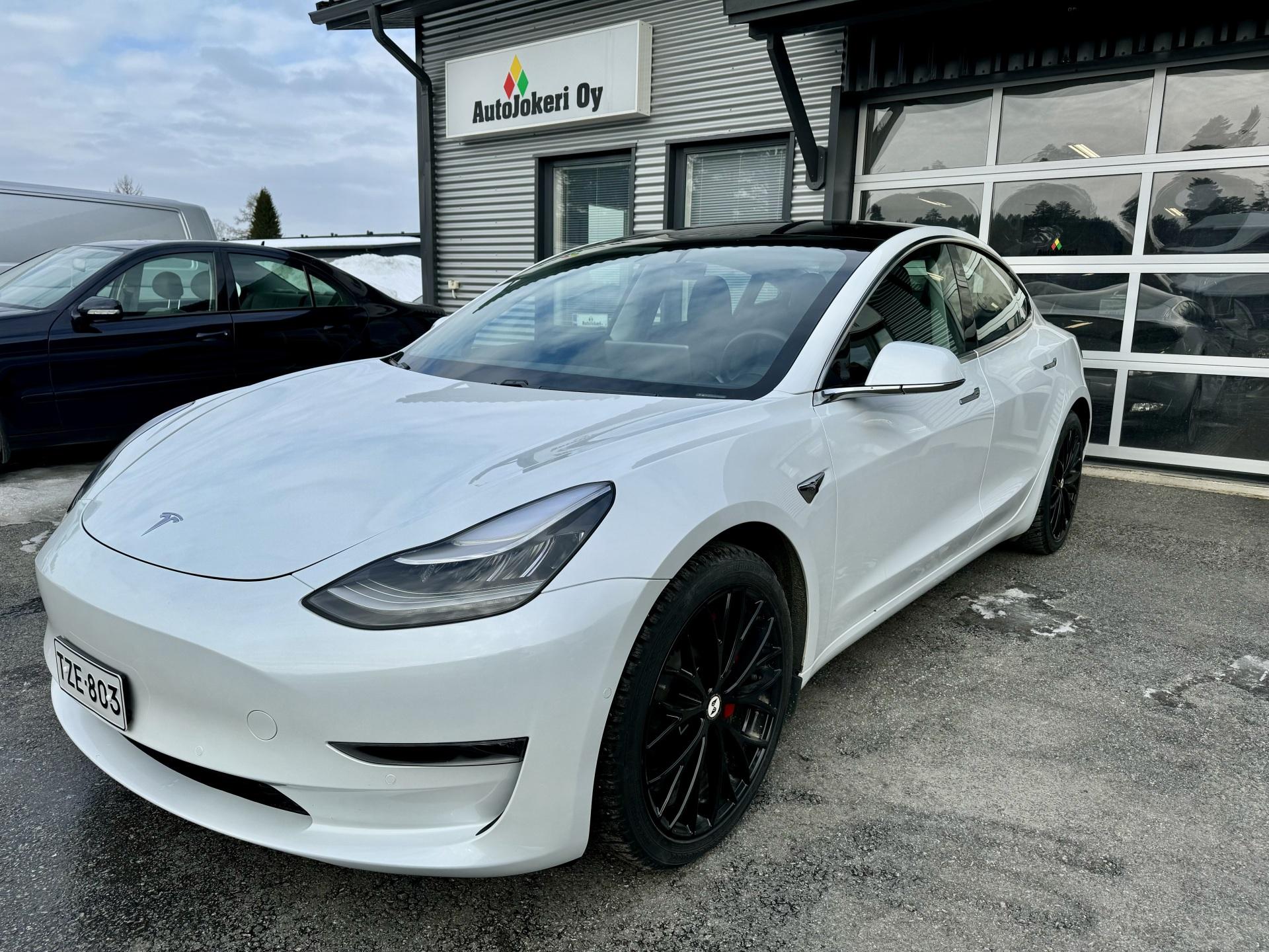 Tesla Model 3 | 2020