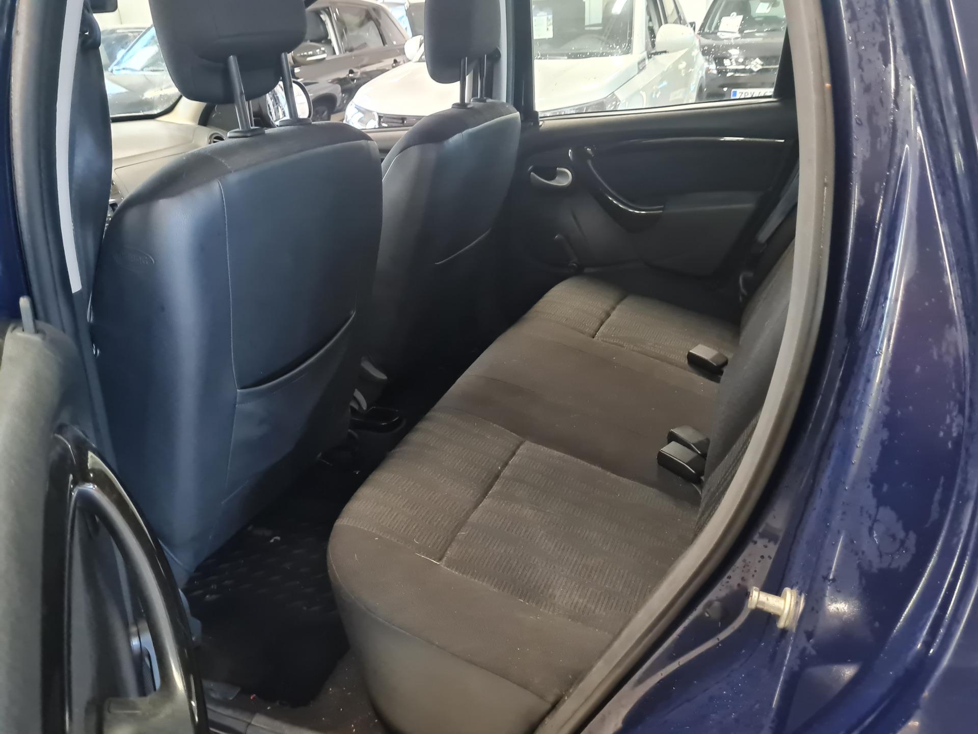 Dacia Duster 4wd 1,5 dCi 109hv 6MT Laureate