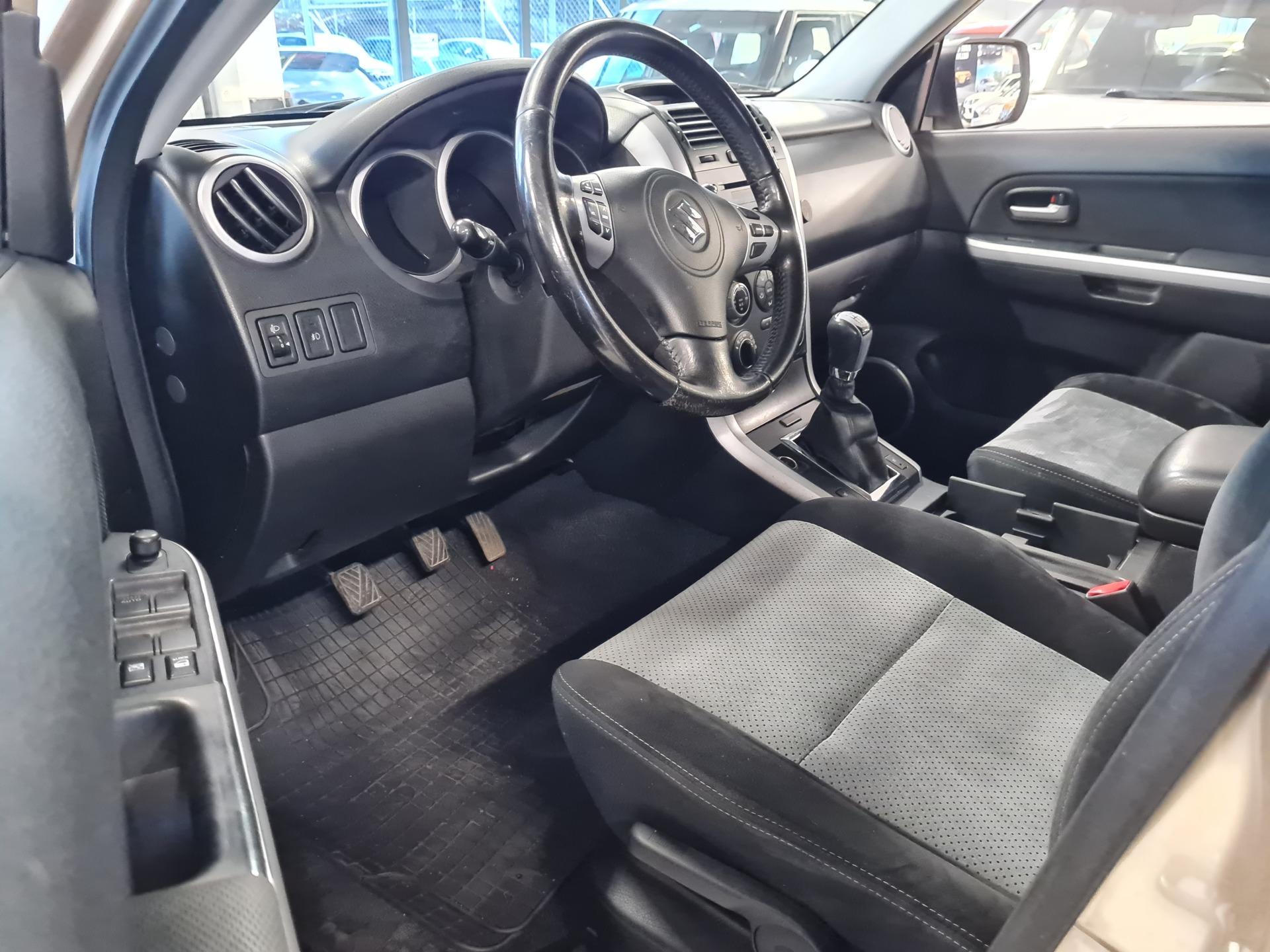 Suzuki Grand Vitara SE 2,0 JLX 4WD