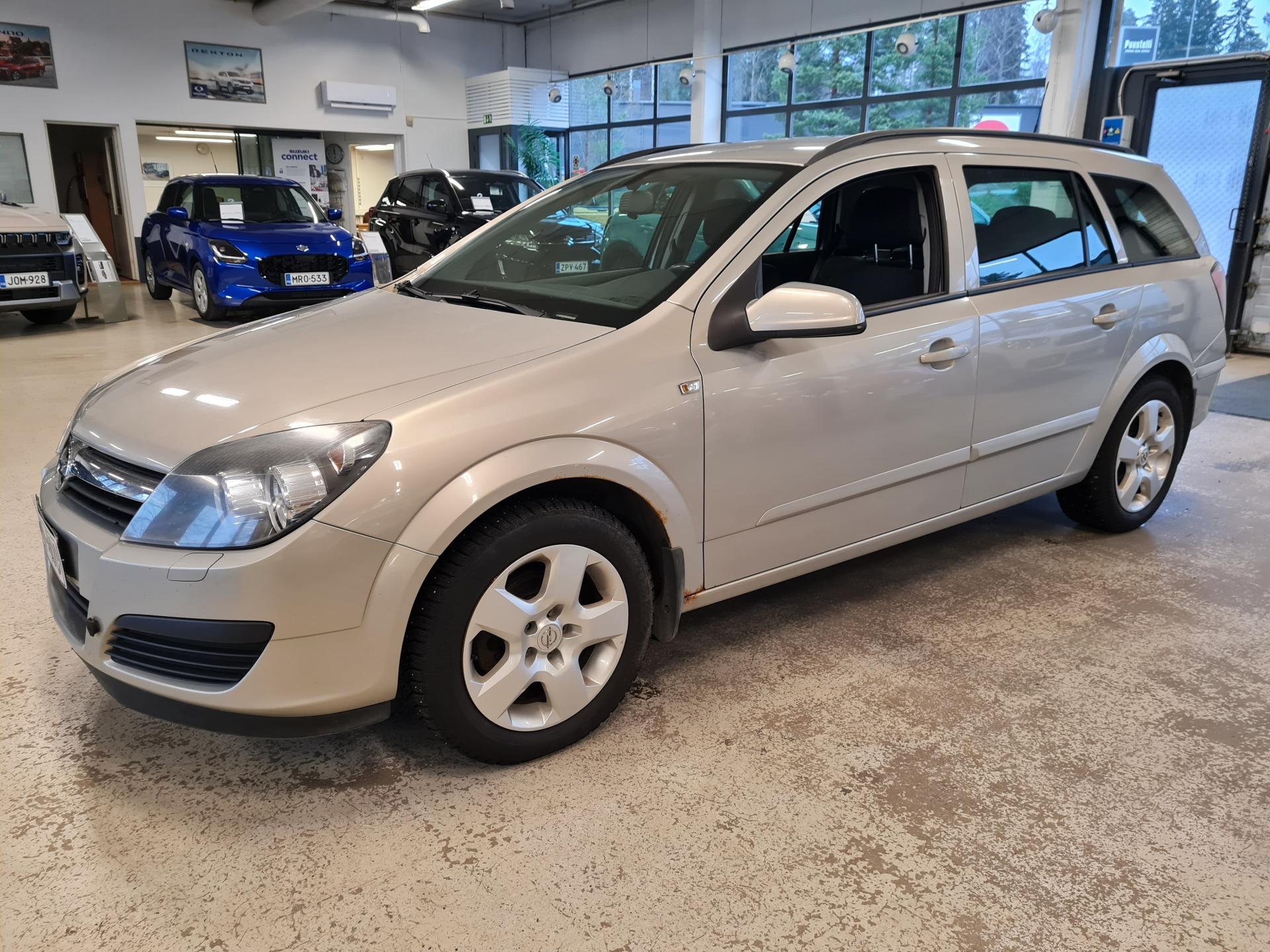 Opel Astra 5D STW 1.8 Enjoy Special