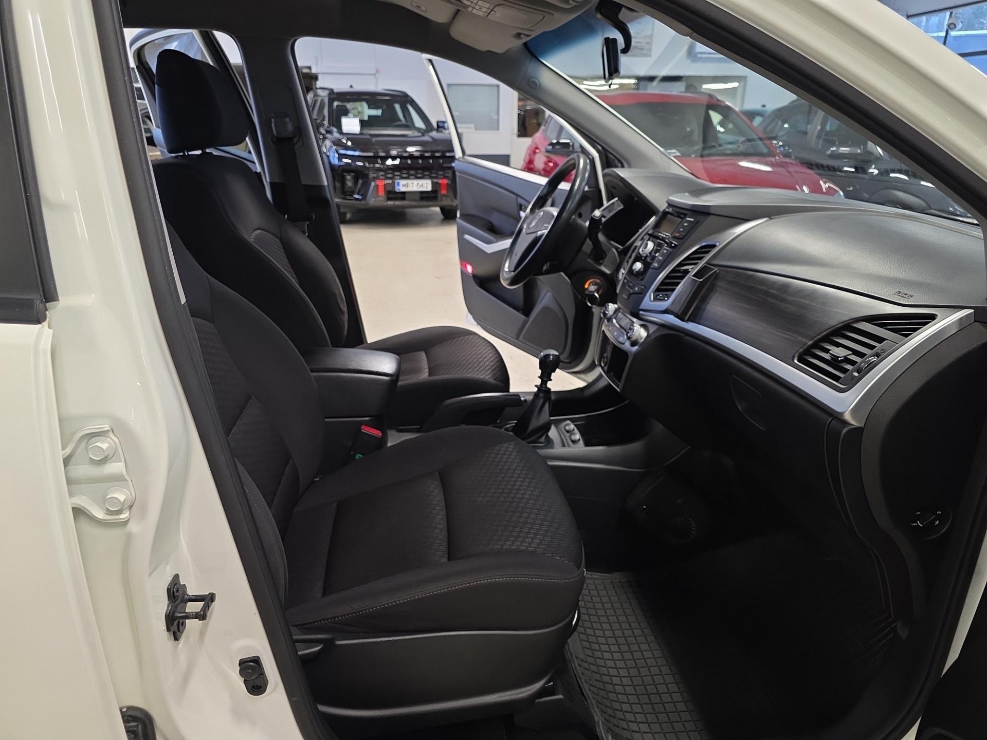 SsangYong Korando D20 AWD 6MT LIMITED