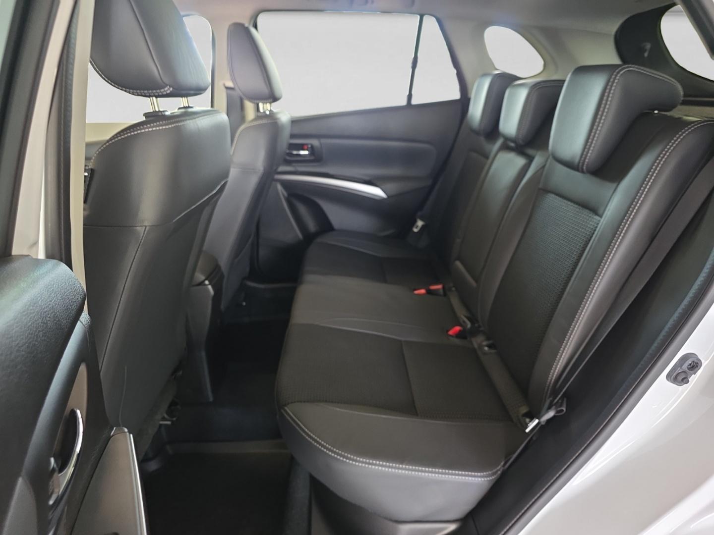 Suzuki S-cross 1,5 HYBRID 4WD 6AGS-aut Lux Edition