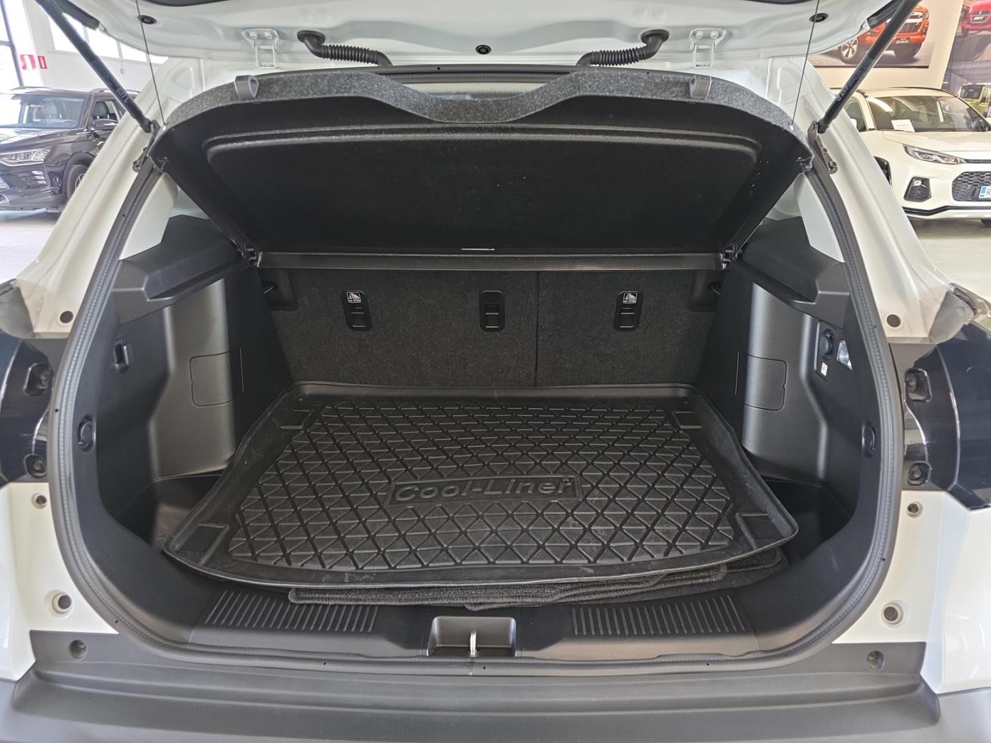 Suzuki S-cross 1,5 HYBRID 4WD 6AGS-aut Lux Edition