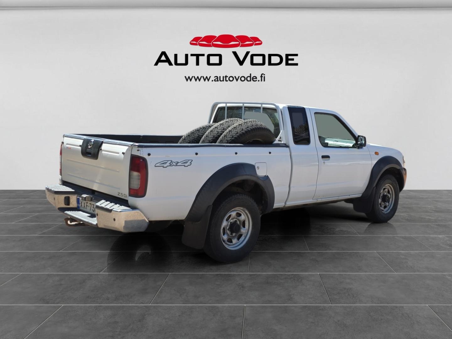 Nissan King Cab 2.5DI 4X4 m/c