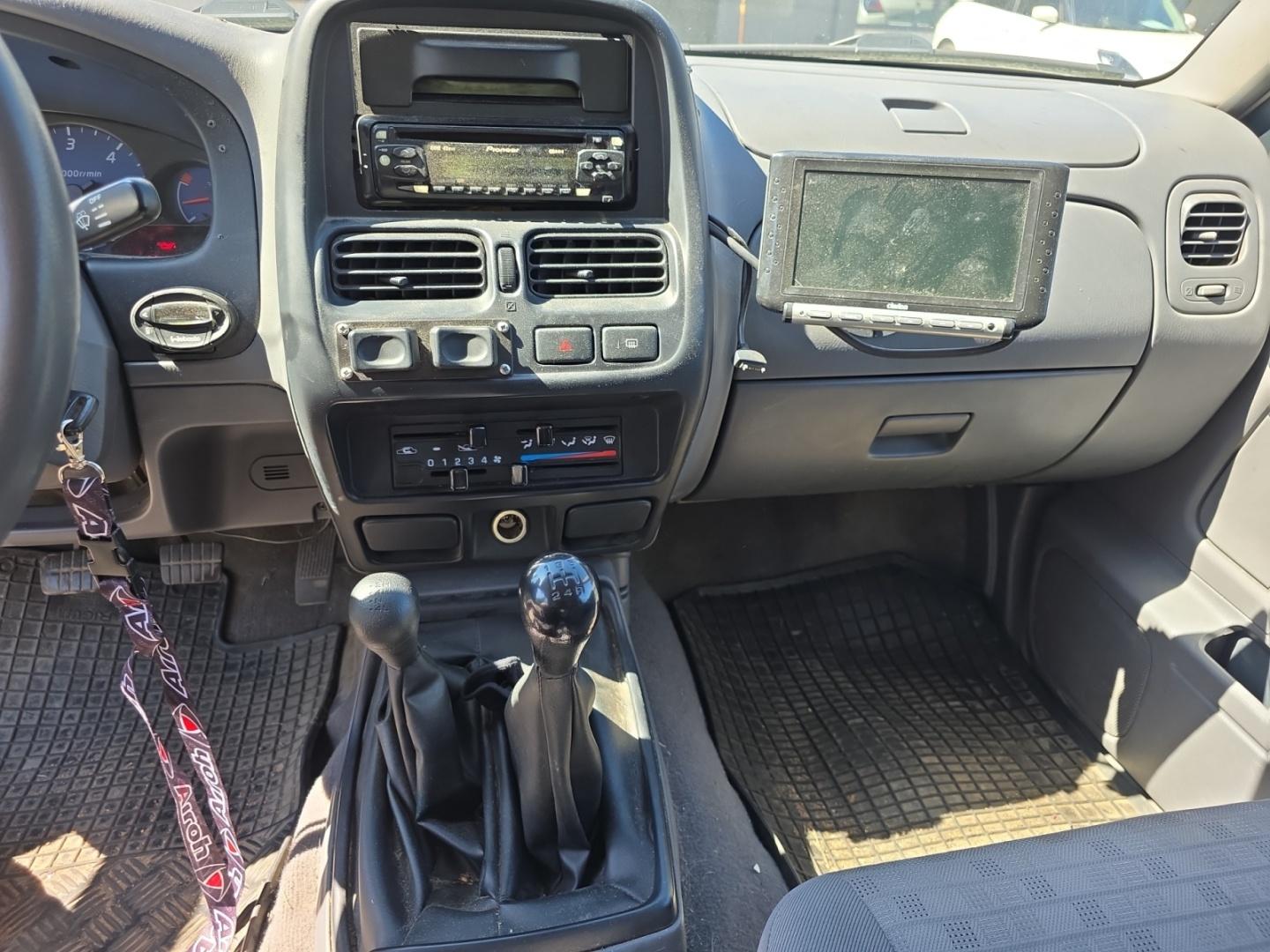 Nissan King Cab 2.5DI 4X4 m/c