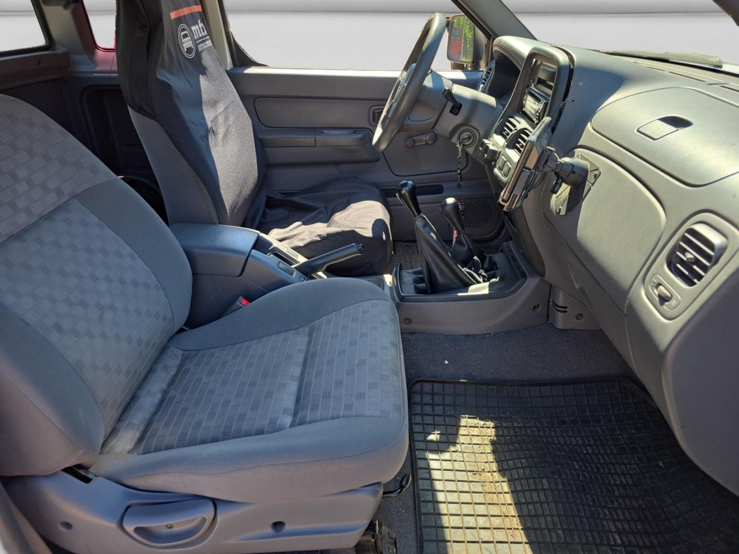 Nissan King Cab 2.5DI 4X4 m/c