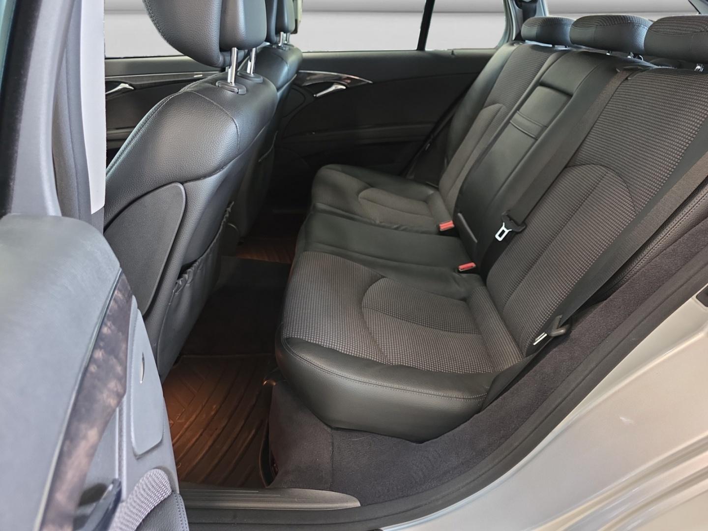 Mercedes-Benz E 350 T 4-MATIC