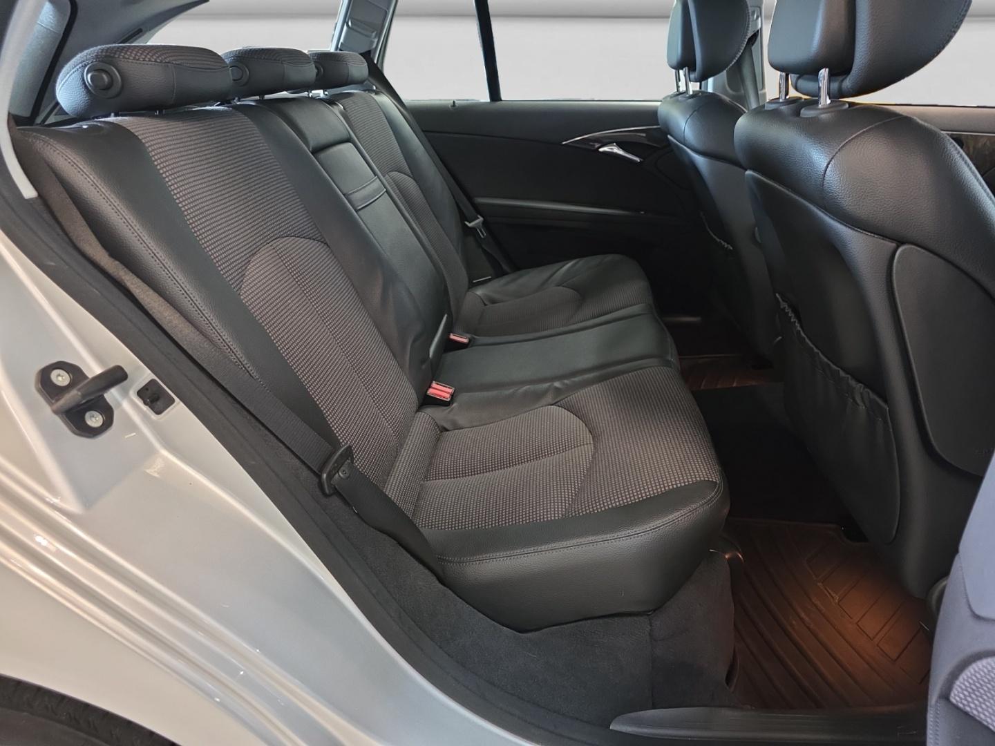 Mercedes-Benz E 350 T 4-MATIC