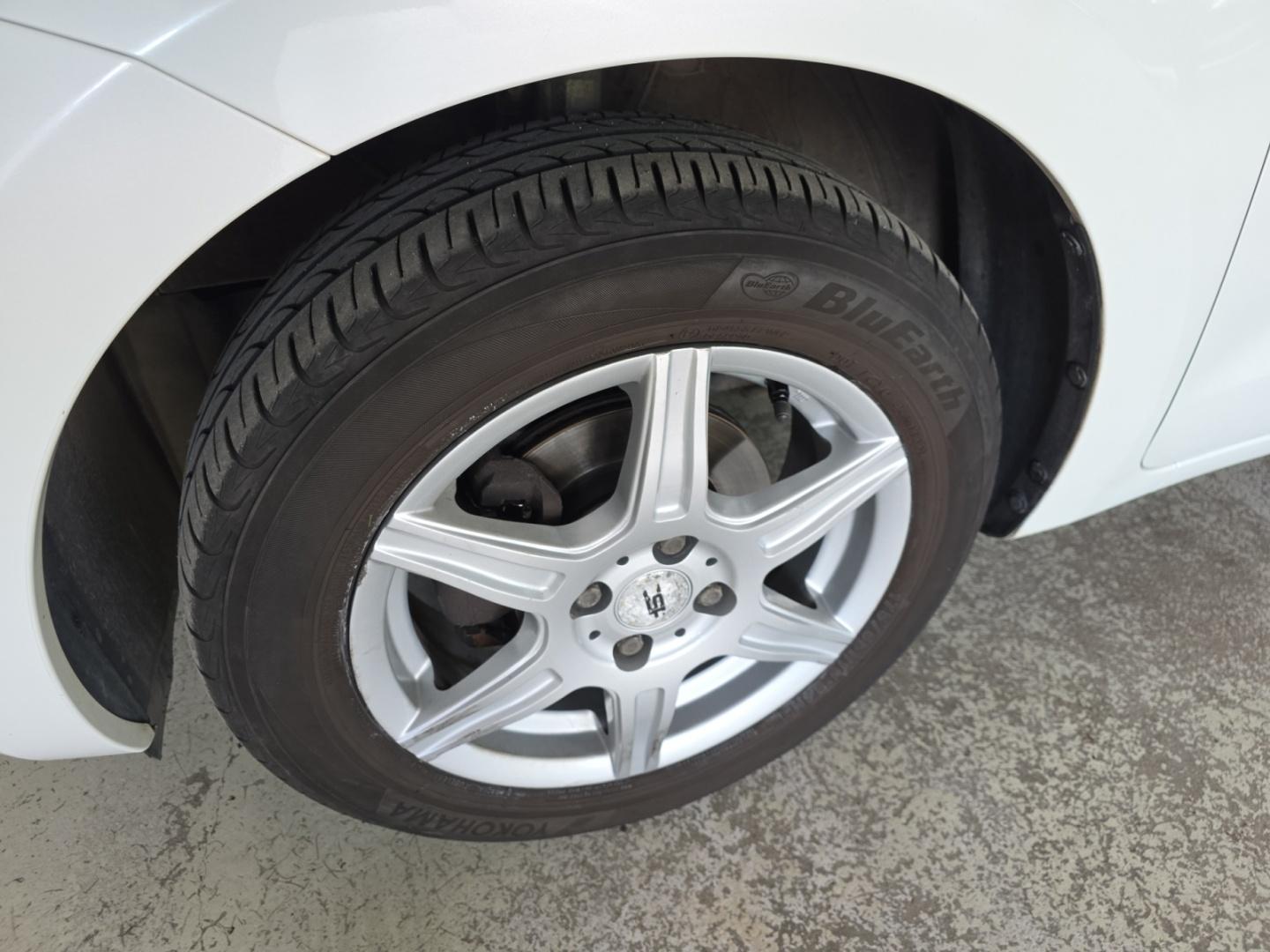 Suzuki Swift 1,2 DUALJET 2WD GL CVT-aut HYBRID