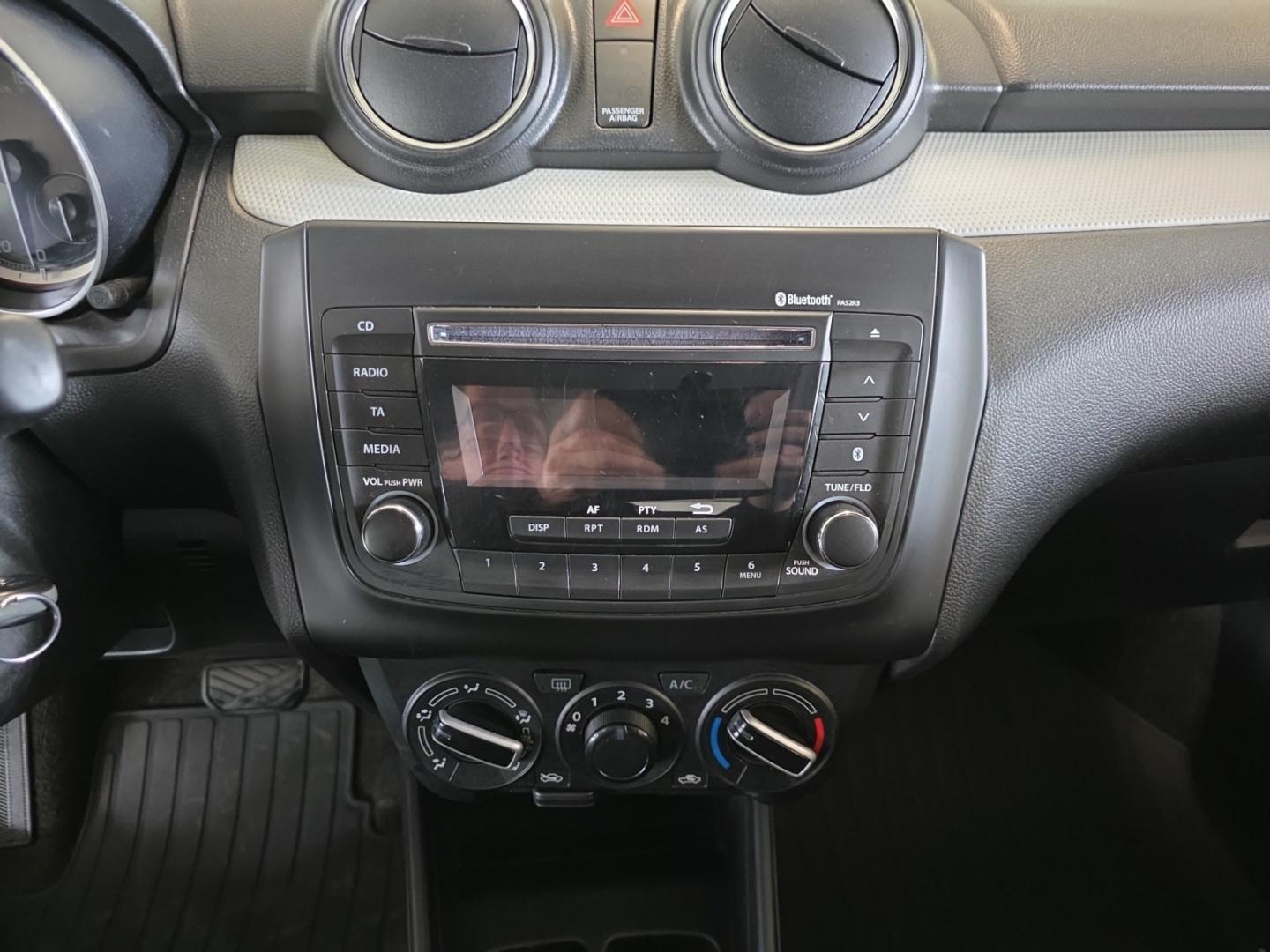 Suzuki Swift 1,2 DUALJET 2WD GL CVT-aut HYBRID