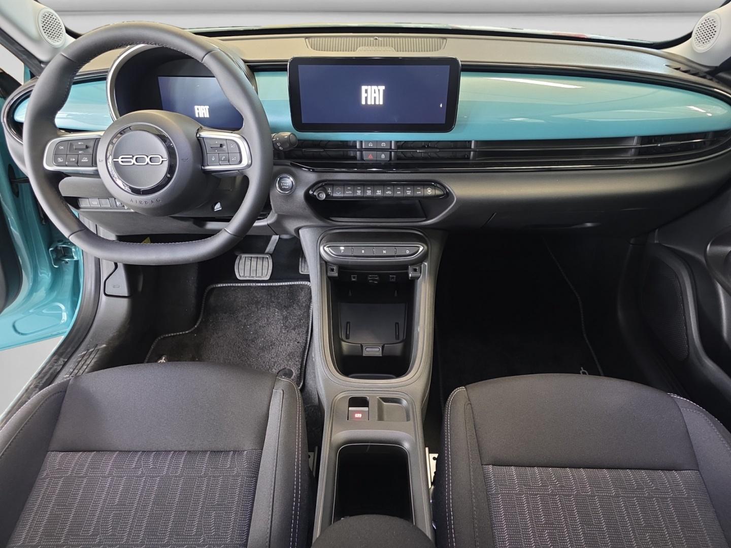 Fiat 600 Hybrid 145 Automaatti Icon