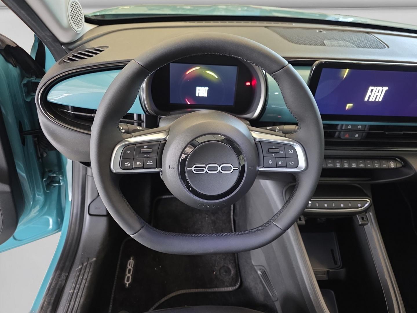 Fiat 600 Hybrid 145 Automaatti Icon