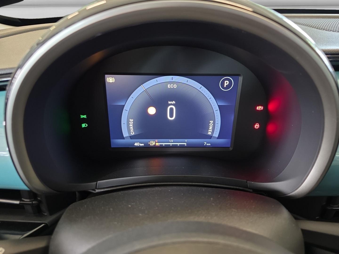 Fiat 600 Hybrid 145 Automaatti Icon