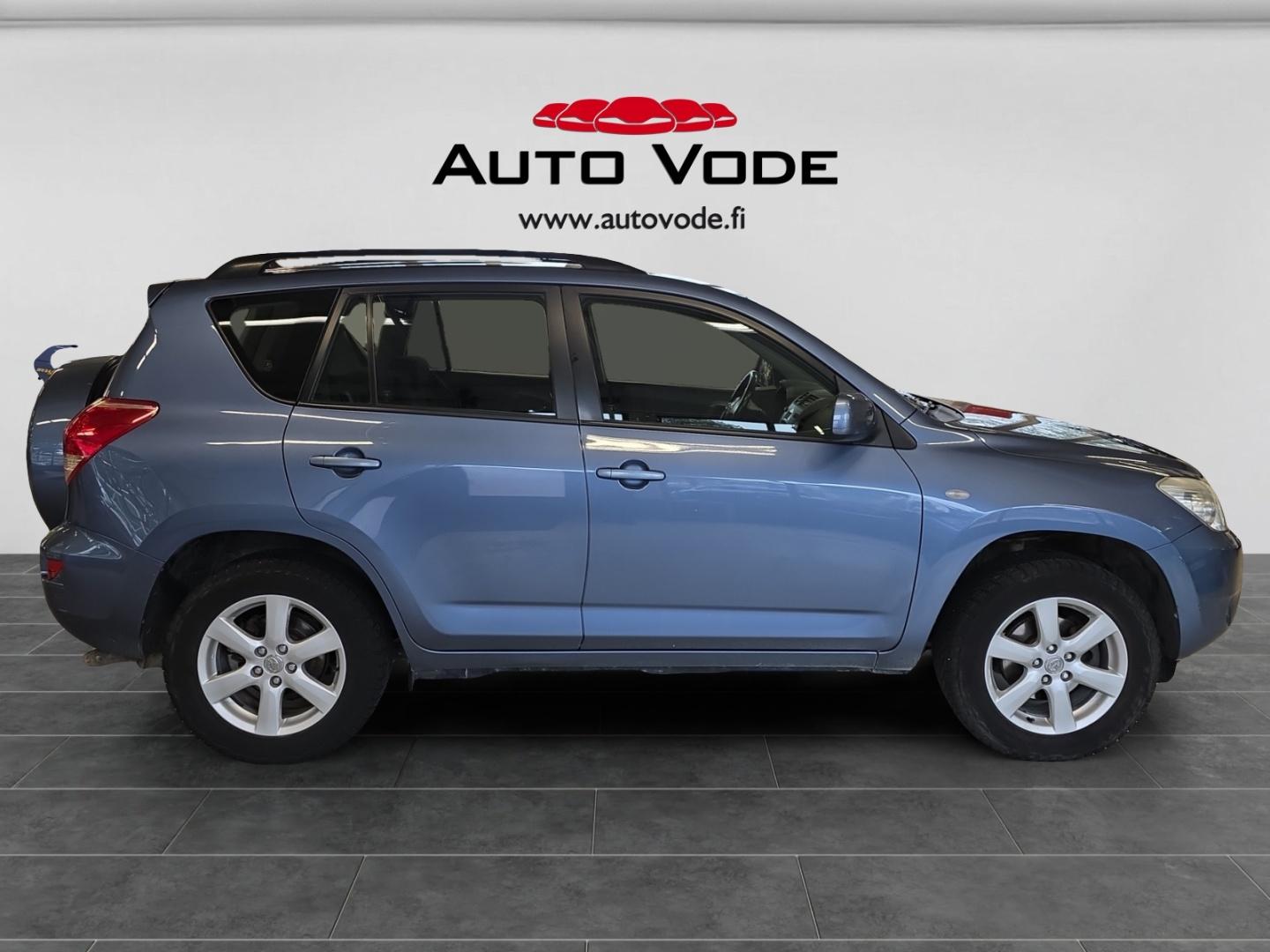 Toyota RAV4 2,0 VVT-i 4WD Luxury aut.