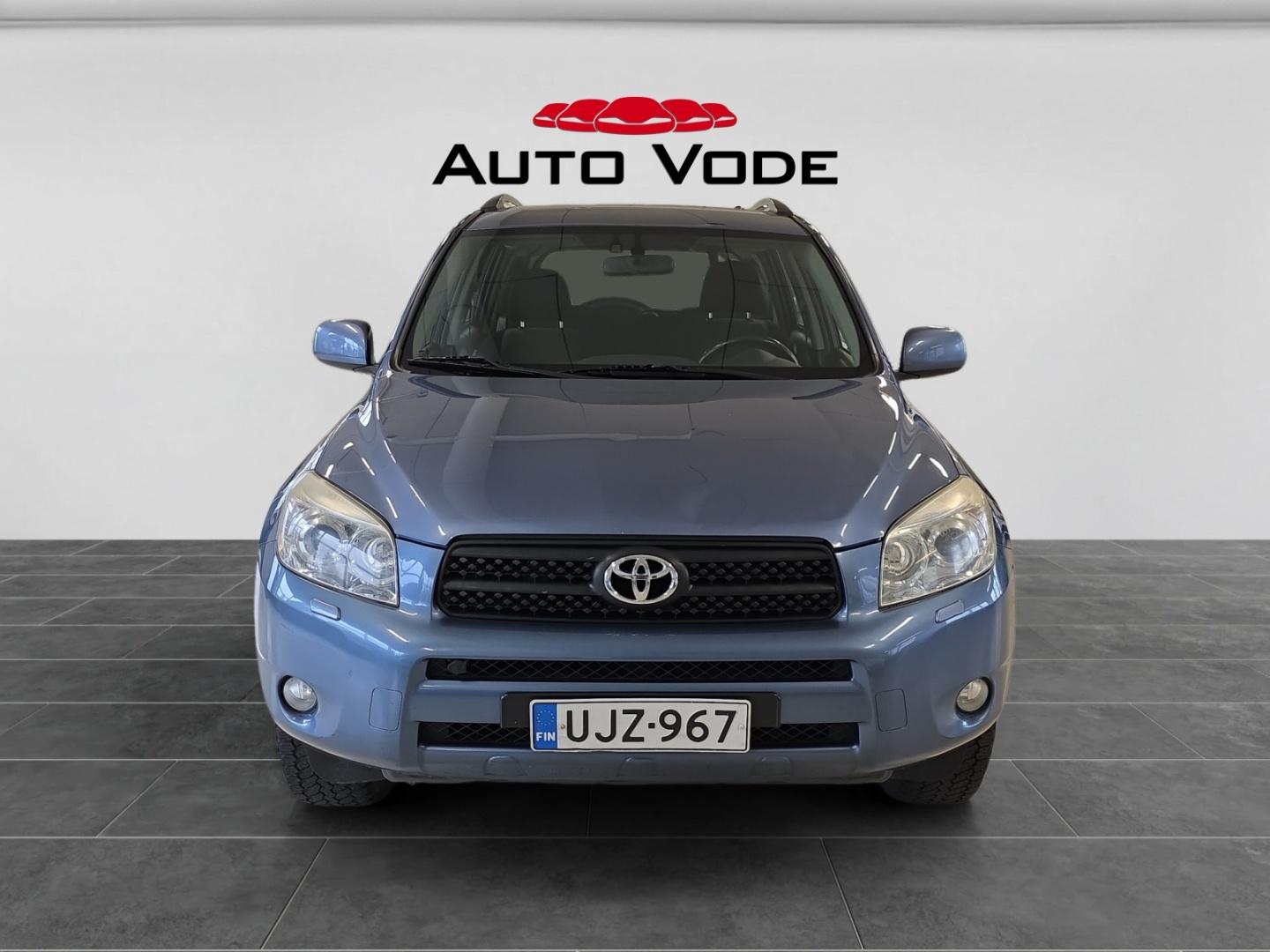 Toyota RAV4 2,0 VVT-i 4WD Luxury aut.