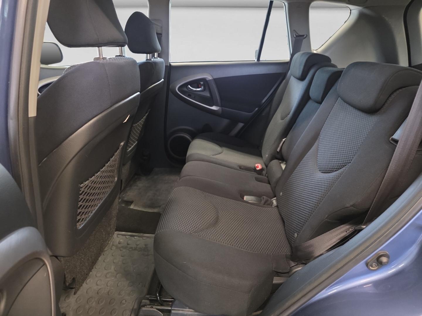Toyota RAV4 2,0 VVT-i 4WD Luxury aut.