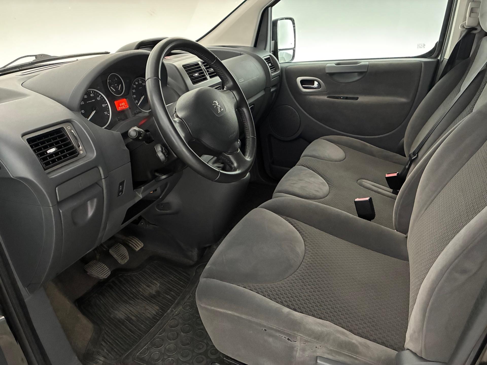 Peugeot Expert Tepee 2.0 HDI 128hv Pitkä 2016, kuva 7/12