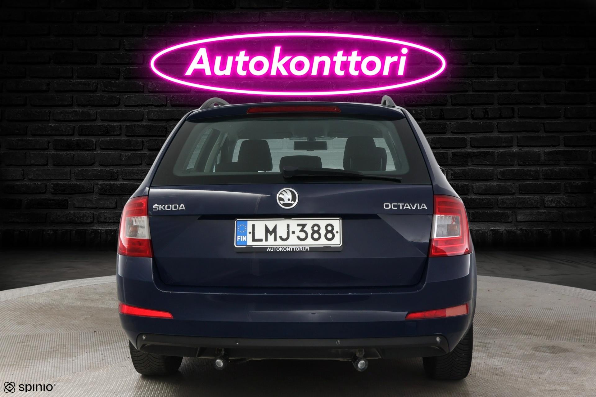 Skoda Octavia 1.6 TDI Ambition 2013, photo 3/11