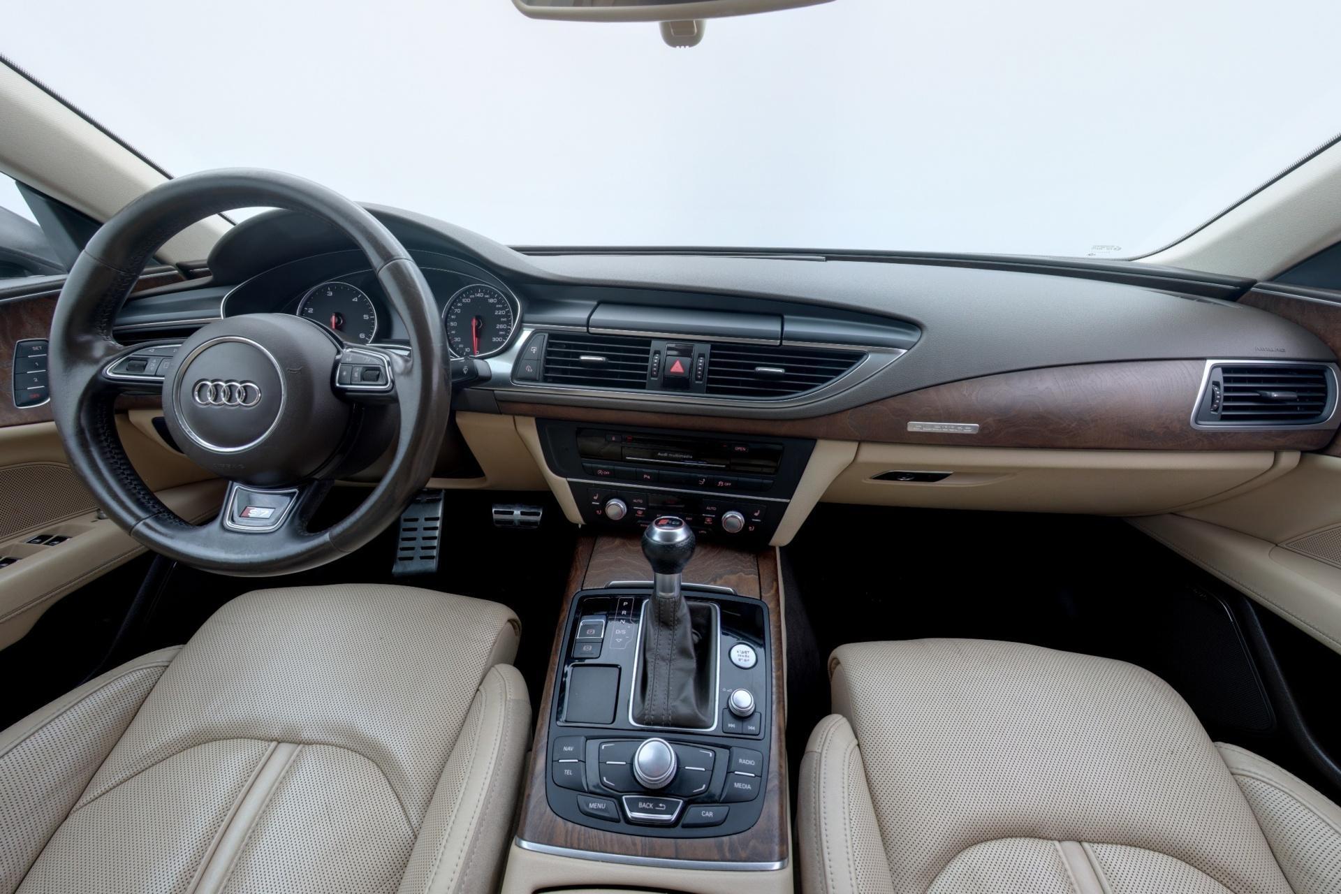 Audi A7 2012, kuva 7/29