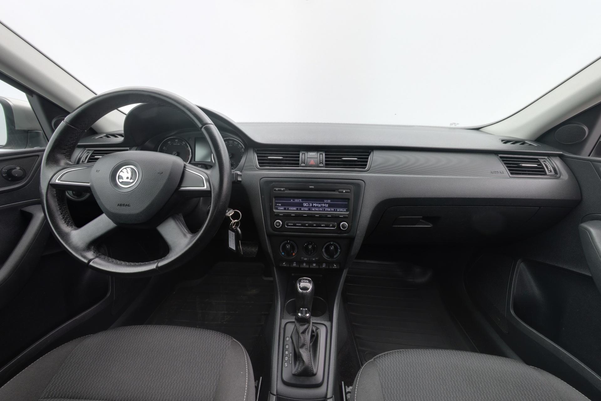 Skoda Rapid 1,4 TSI Ambition DSG Aut 2013, kuva 7/19
