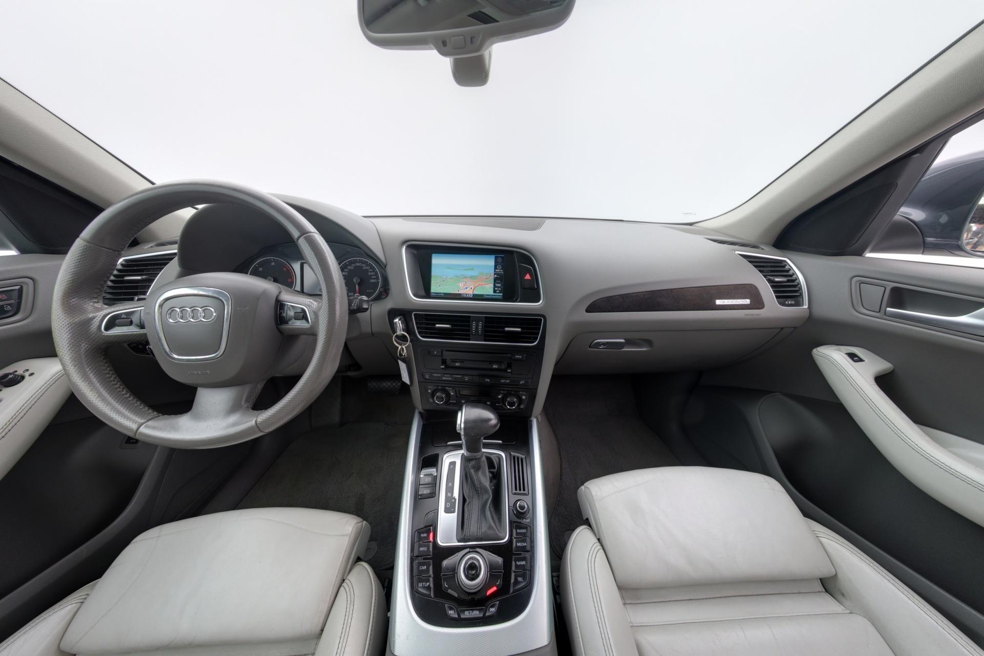 Audi Q5 2009, photo 7/38
