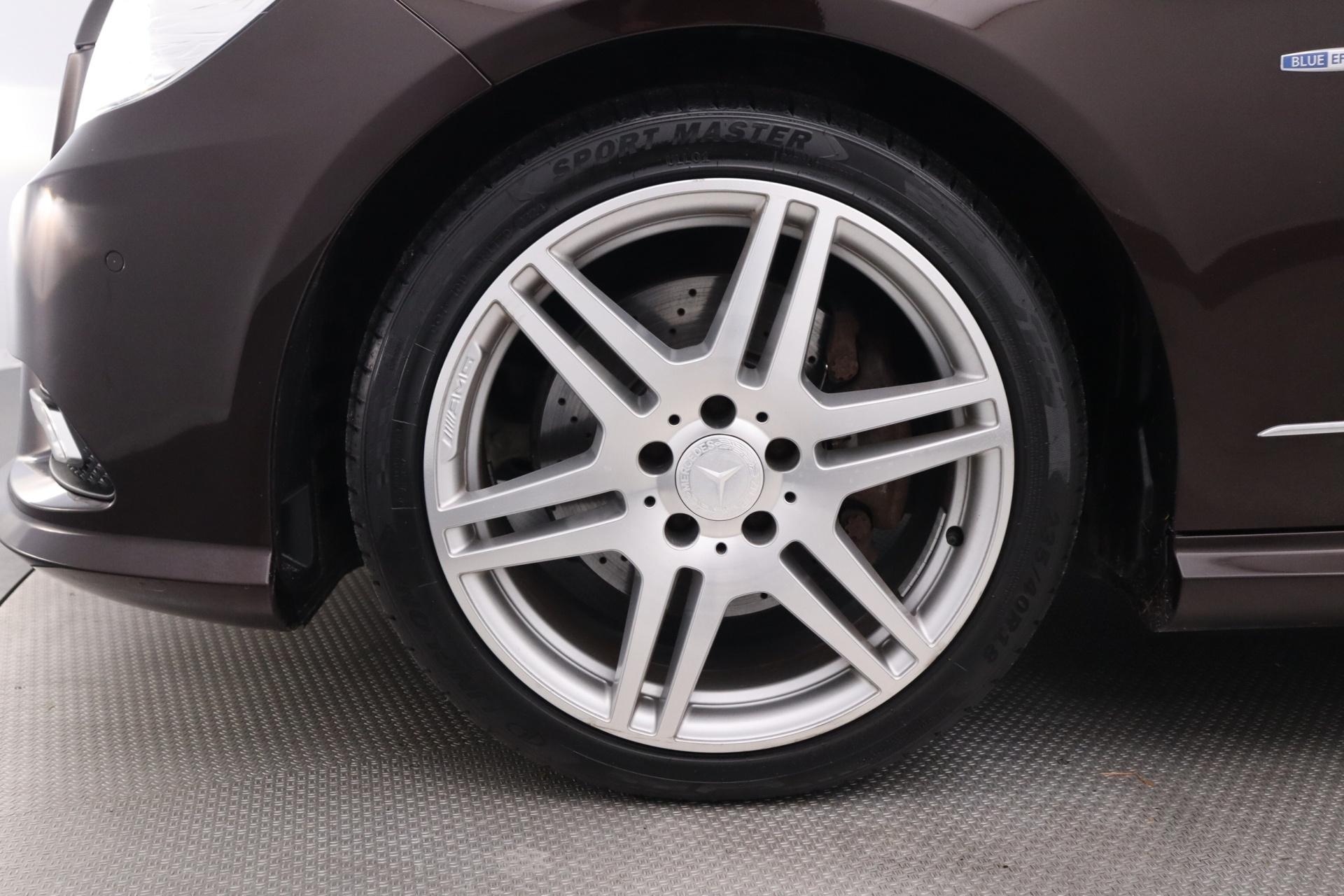 Mercedes-Benz E 2009, kuva 7/38