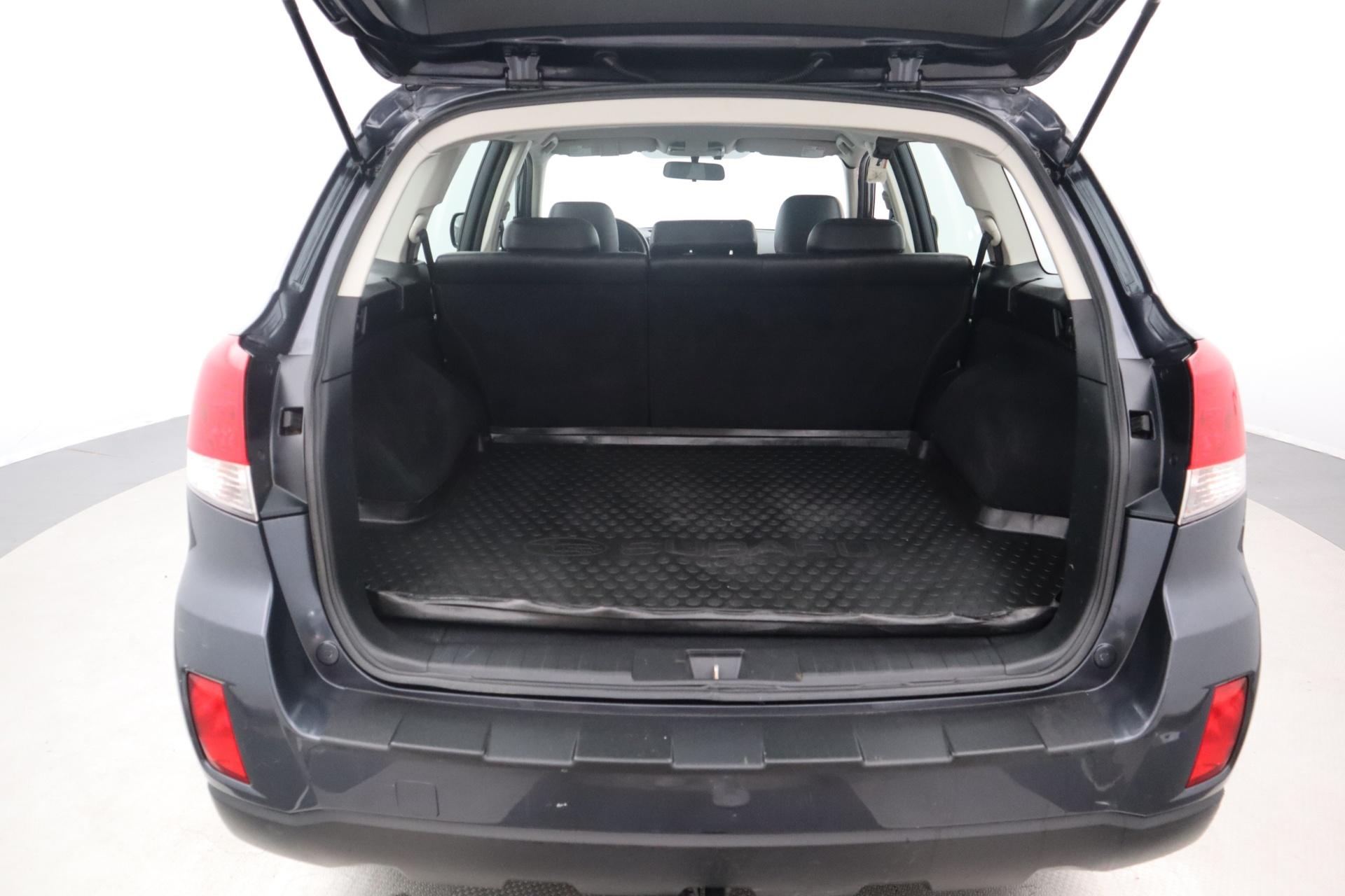 Subaru Outback 2,0 TD UA 6MT Business 2011, kuva 7/29