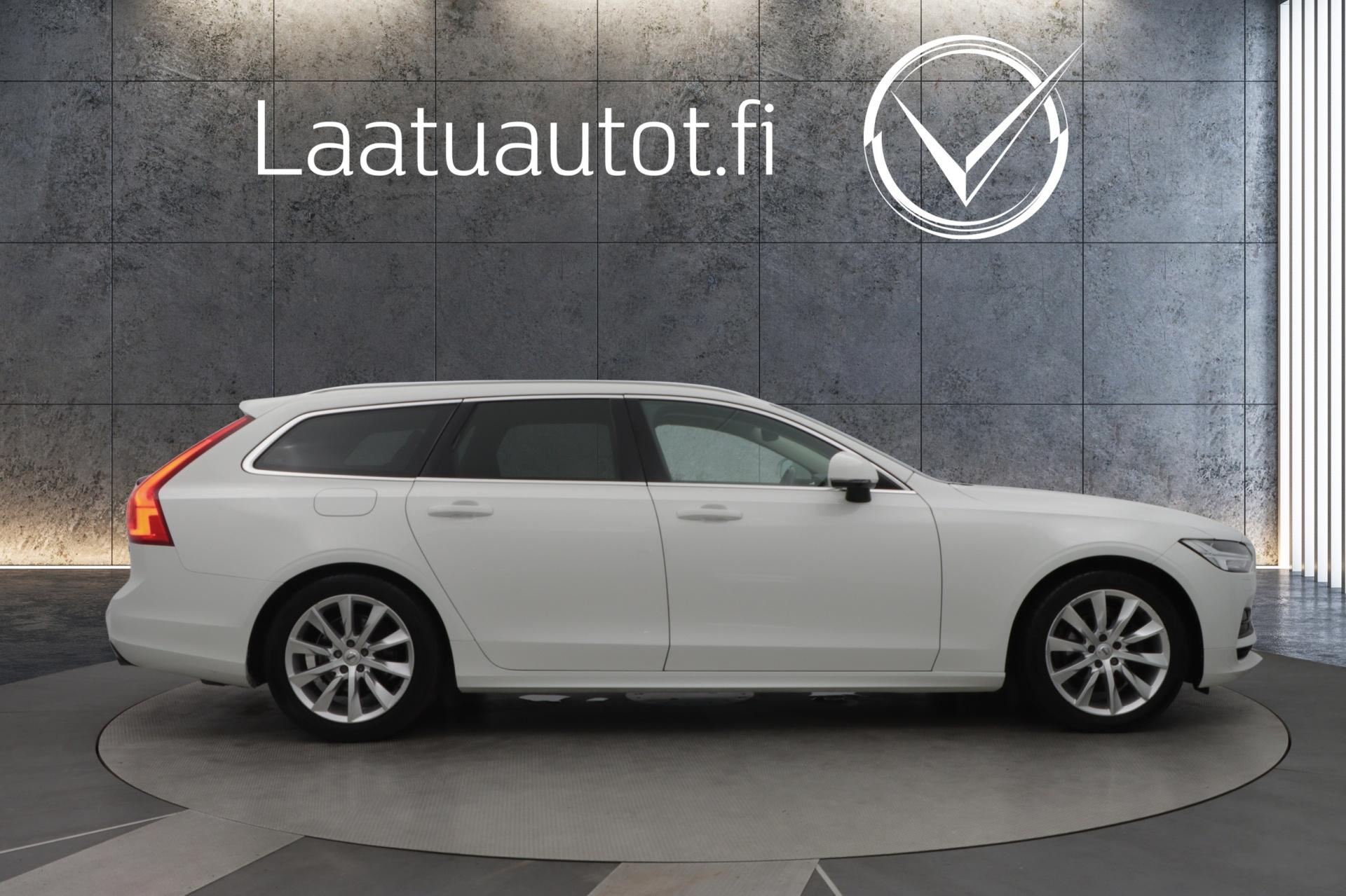 Volvo V90 D3 Momentum A 2020, kuva 5/39