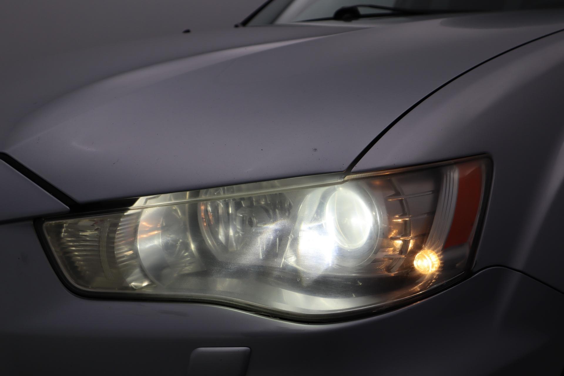 Mitsubishi Outlander 2011, kuva 7/33