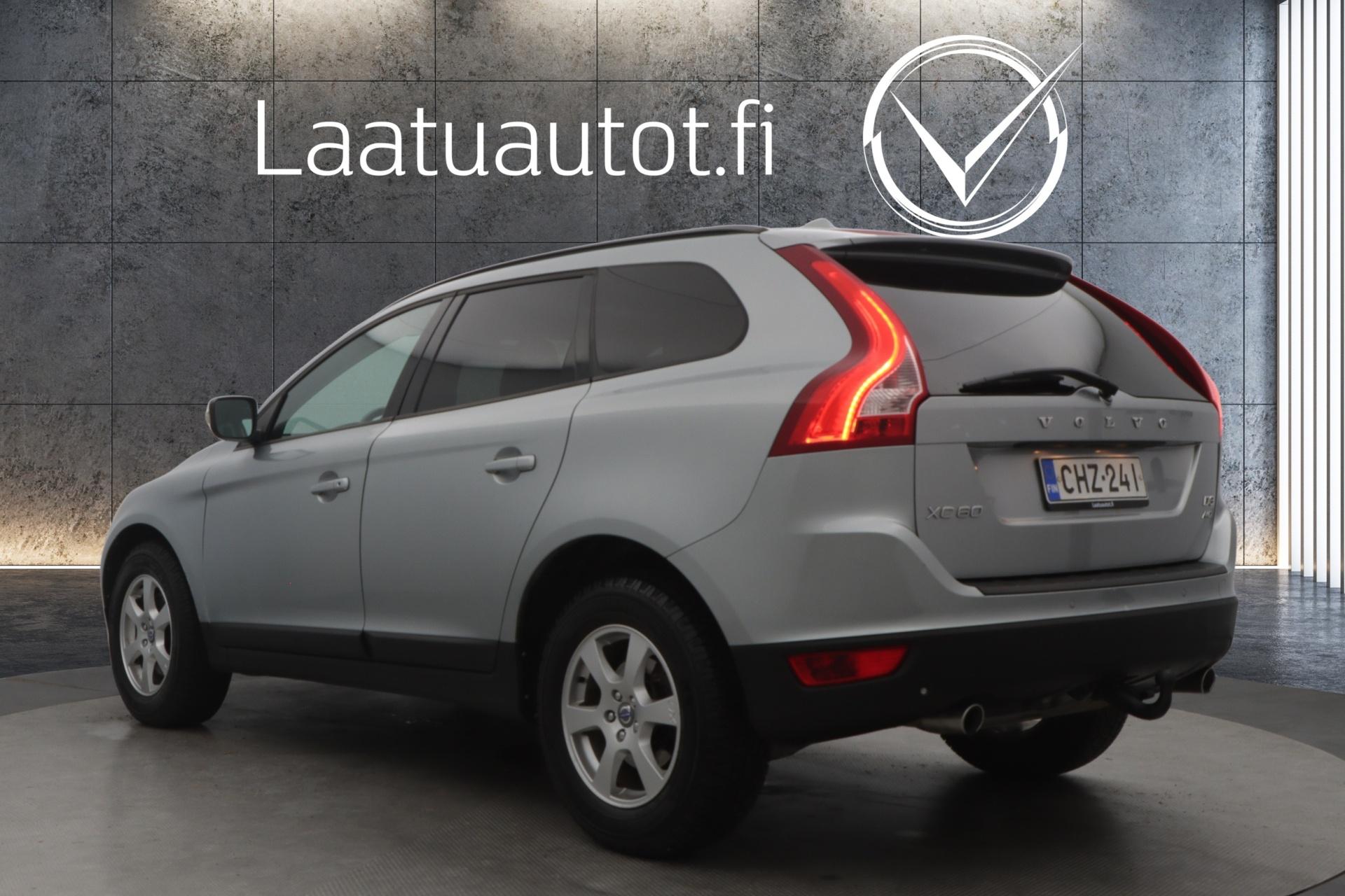 Volvo XC60 D3 AWD Kinetic A 120 kW 2011, photo 3/21